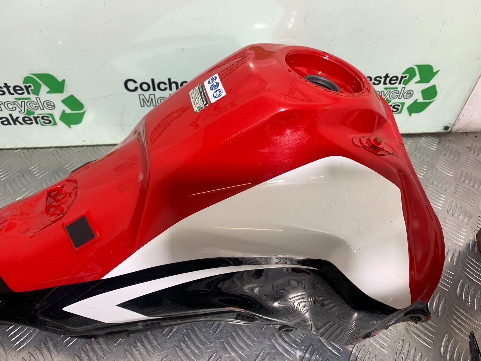 HONDA CRF1000 (DCT) AFRICA TWIN PETROL TANK  YEAR 2017 (CMB1030)