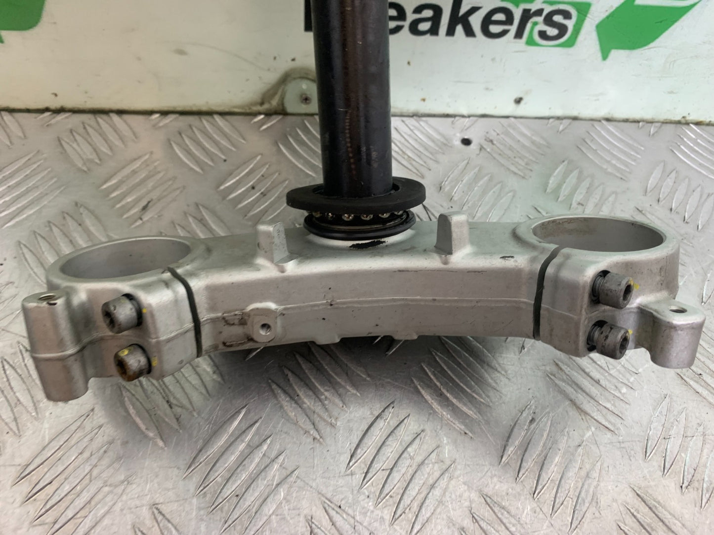 APRILIA TUONO 1000 V4R BOTTOM YOKE  YEAR 2011-13  (CMB1331)