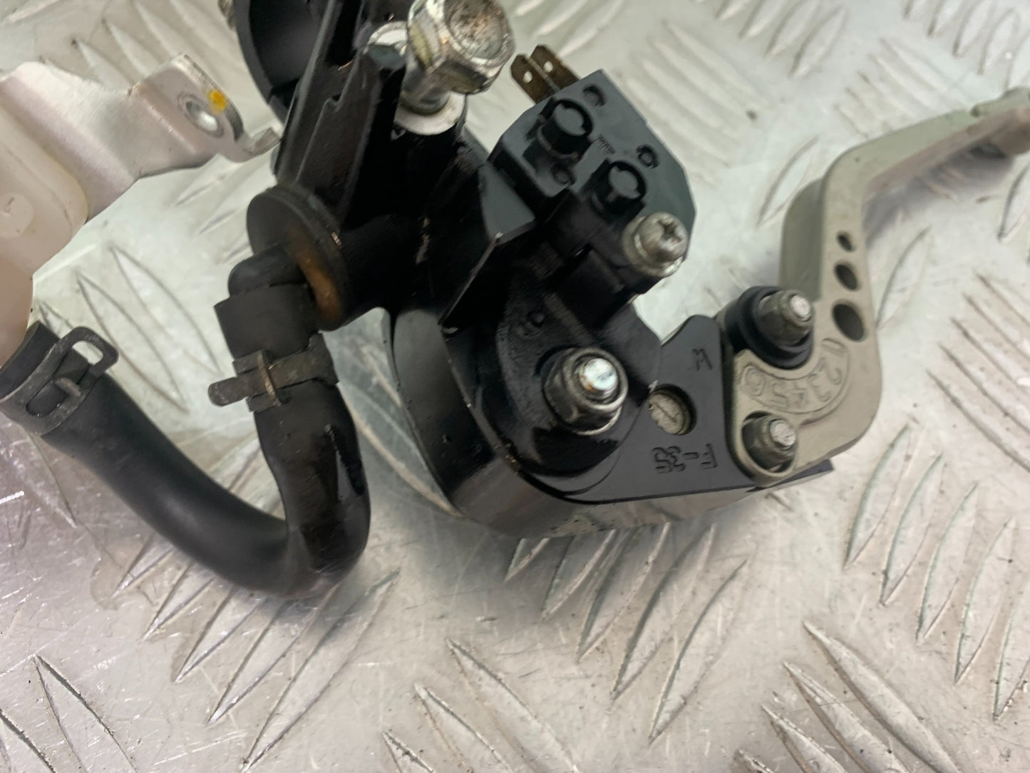 MV AGUSTA 800 F3 FRONT BRAKE MASTER CYLINDER   YEAR 2013-2016 (CMB1152)