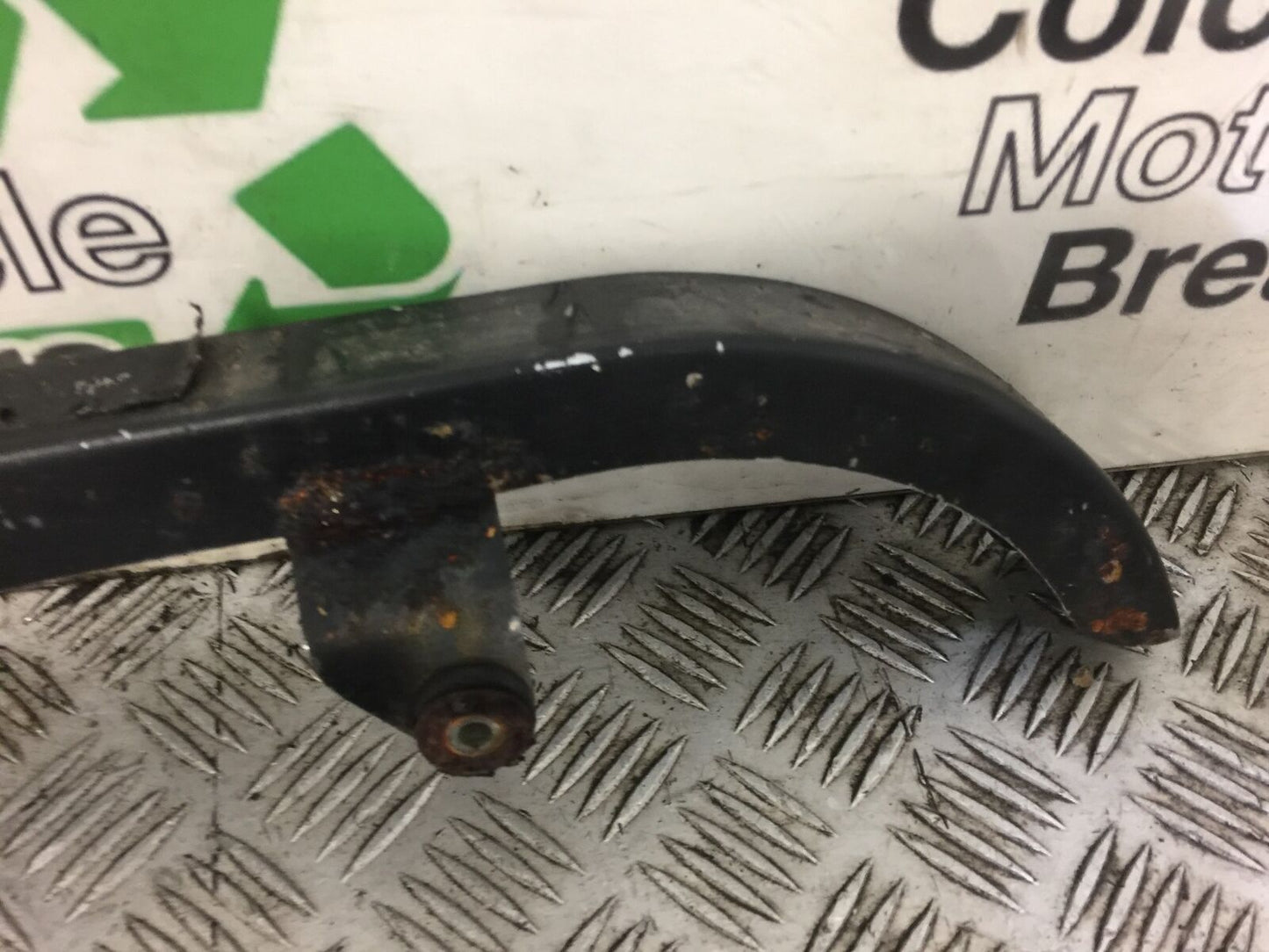 HONDA VT600 VT 600 SHADOW CHAIN GUARD  YEAR 1996 (STOCK 389)