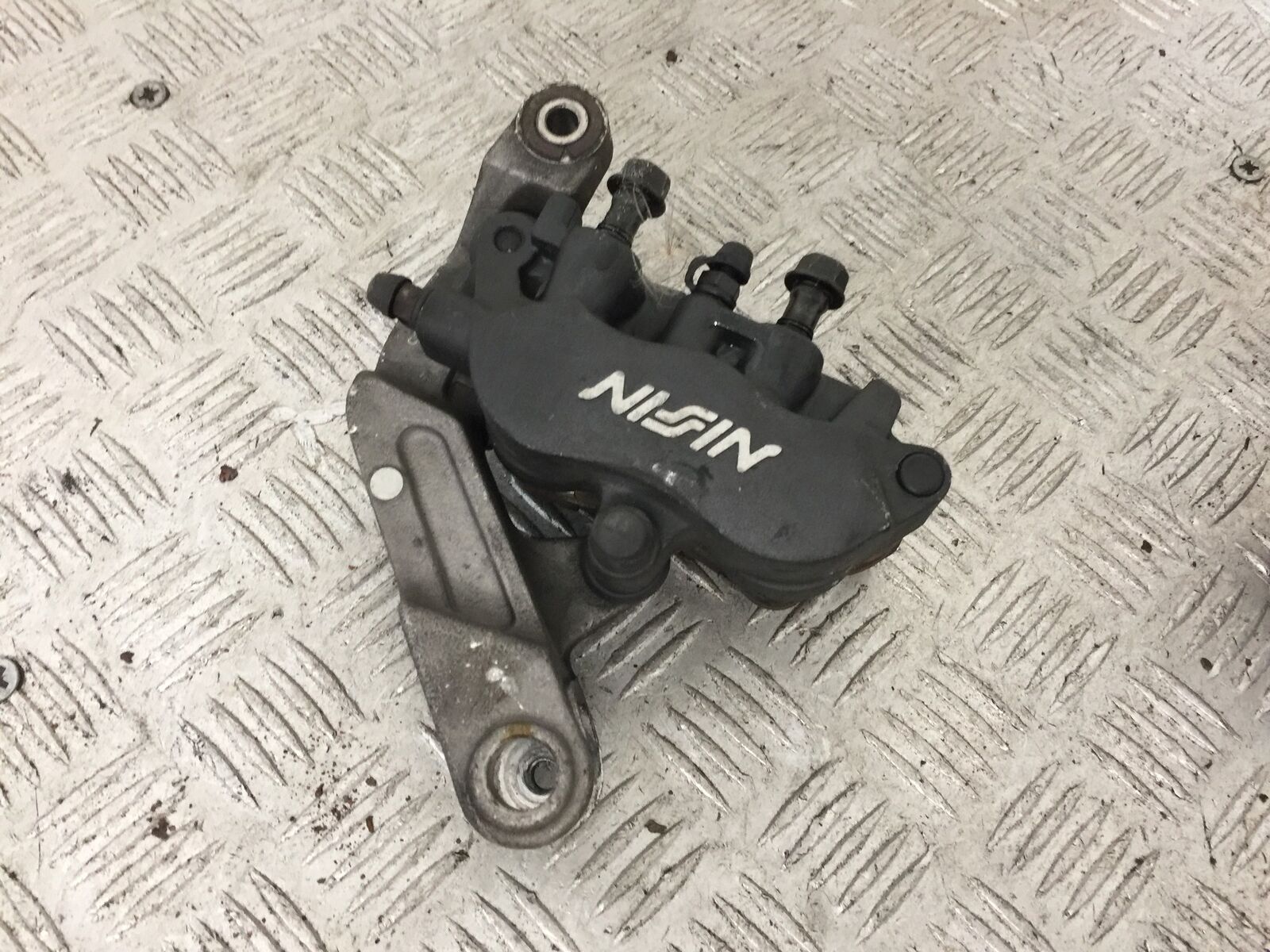 HONDA GL1800 GL 1800 FRONT LEFT CALIPER   YEAR 2004-10 ABS (STOCK 890)