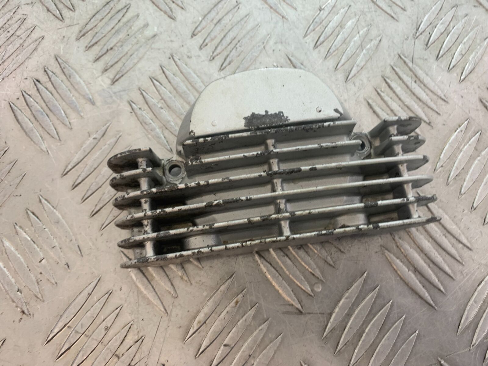 YAMAHA XT125 X XT 125 X CYLINDER HEAD  COVER   2005-2011 (CMB1097)