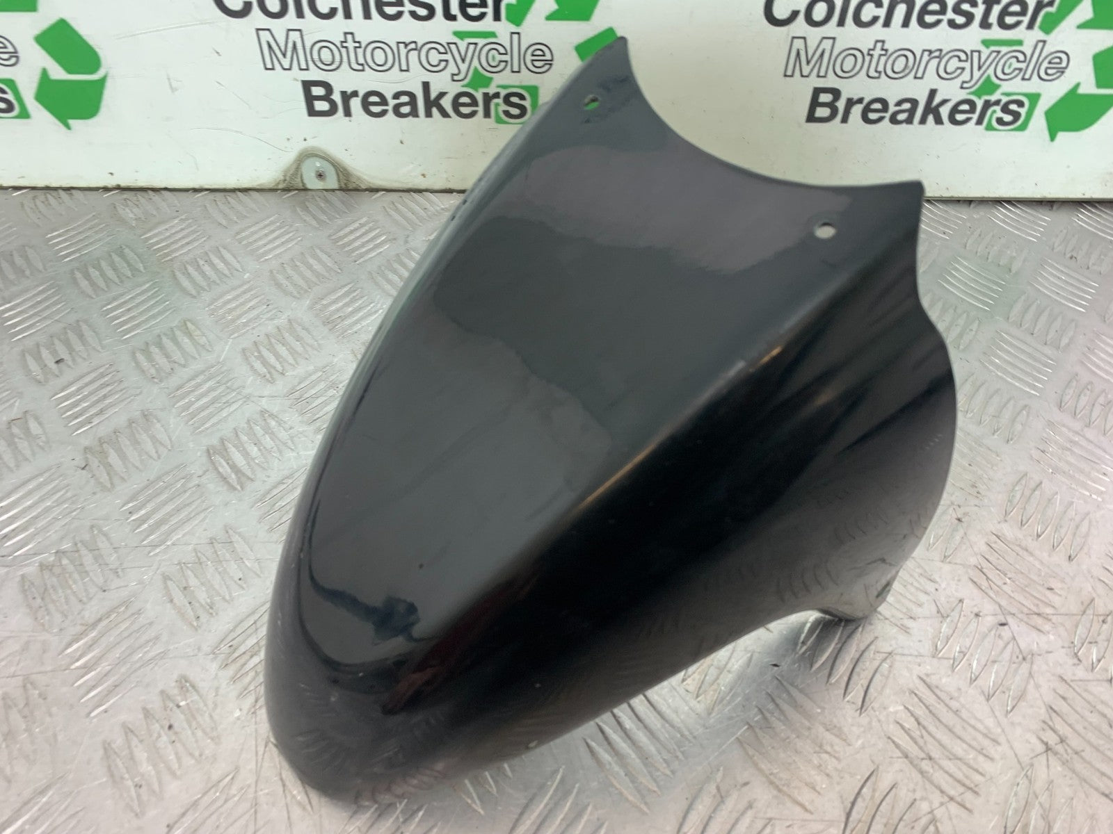 TRIUMPH 955i SPRINT ST FRONT MUDGUARD  YEAR 1999-04 (CMB1230)