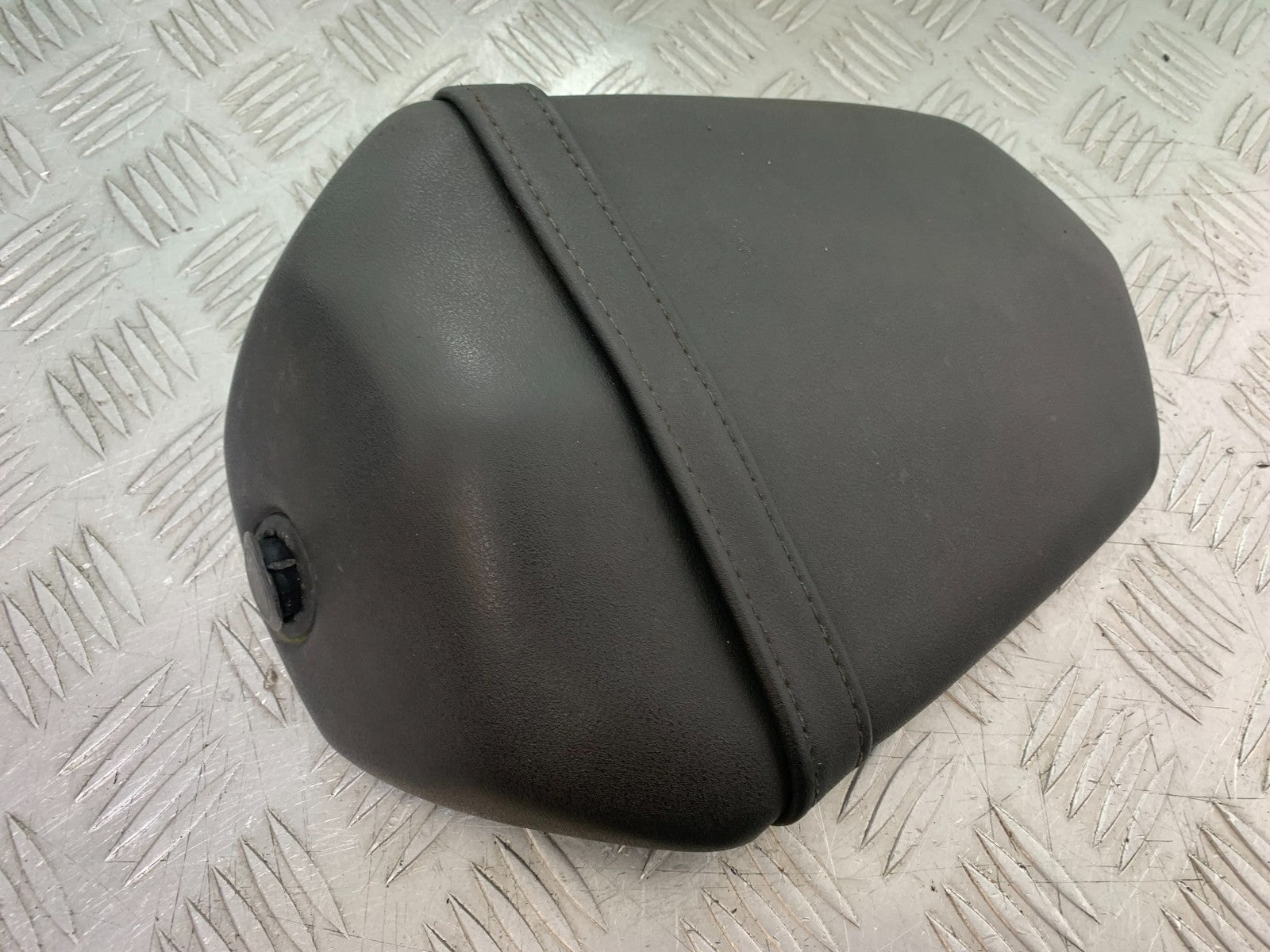 YAMAHA YZF-R125 YZF 125 REAR SEAT YEAR 2019-2022 (CMB1263)