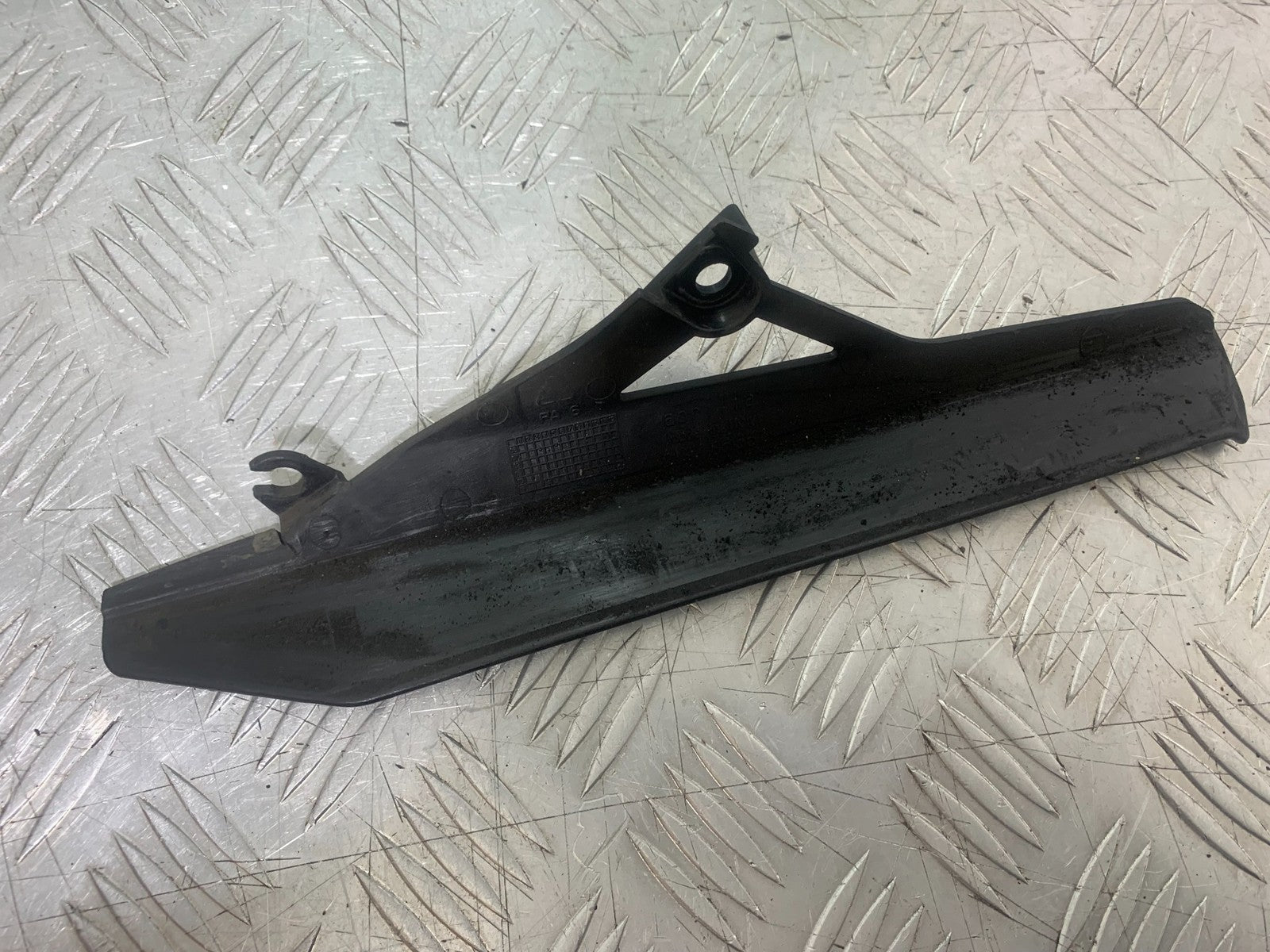 APRILIA SL750 SL 750 SHIVER CHAIN GUARD YEAR 2008-2016 (CMB1242)