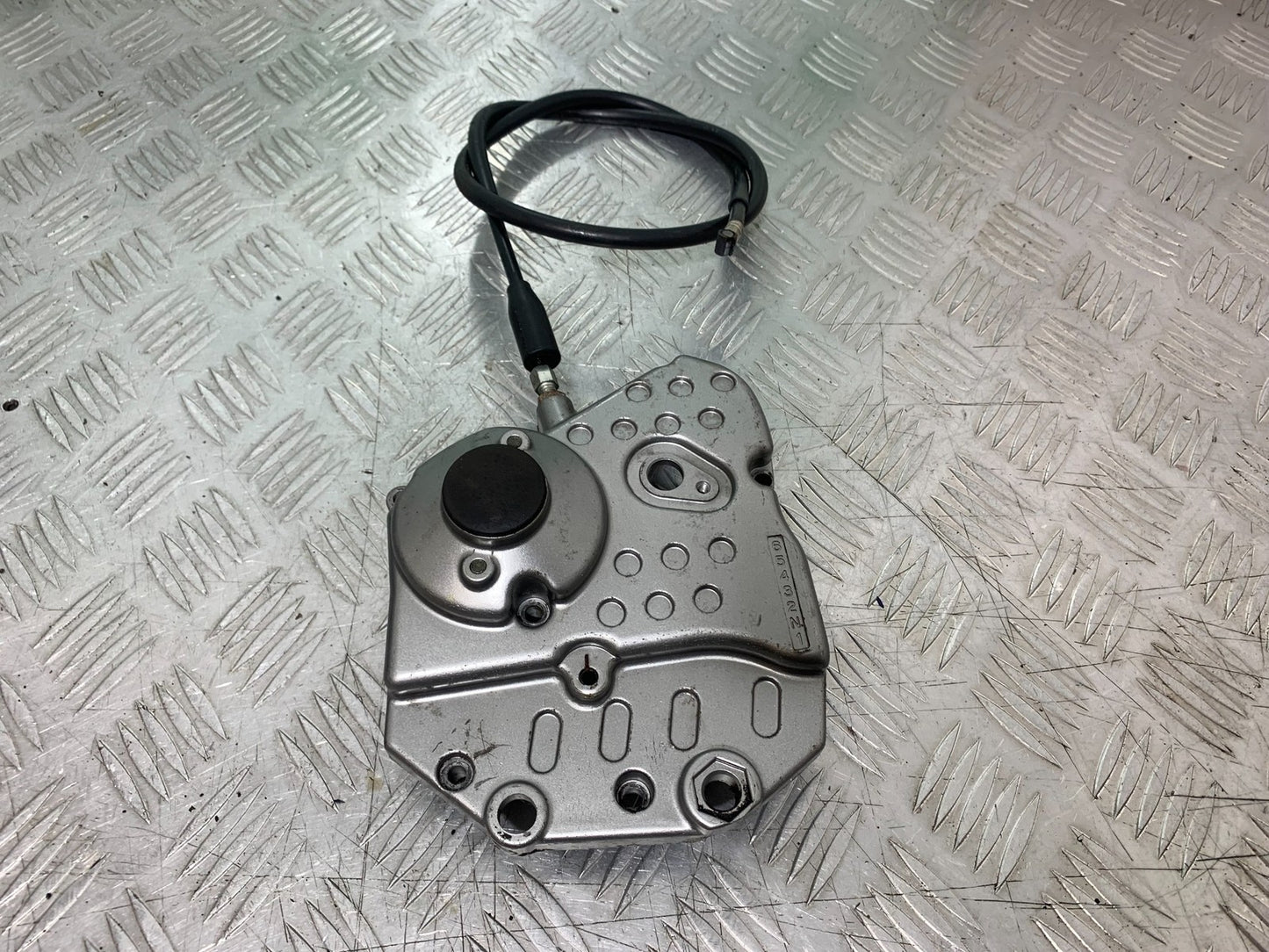 SUZUKI GSF600 GSF 600 BANDIT SPROCKET COVER   2000-2004 (CMB1269)