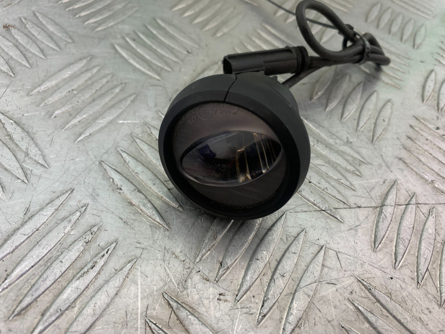 TRIUMPH TIGER 800 XRT RIGHT FOG LIGHT   2018-2020 (CMB1193)