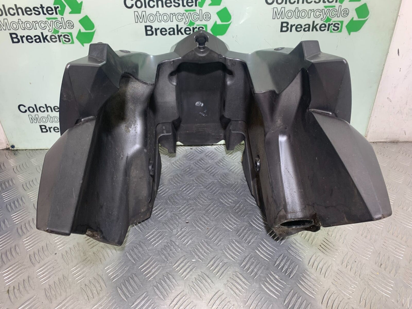 KTM 990 SUPERMOTO T PETROL TANK   YEAR 2010-2011  (CMB1127)