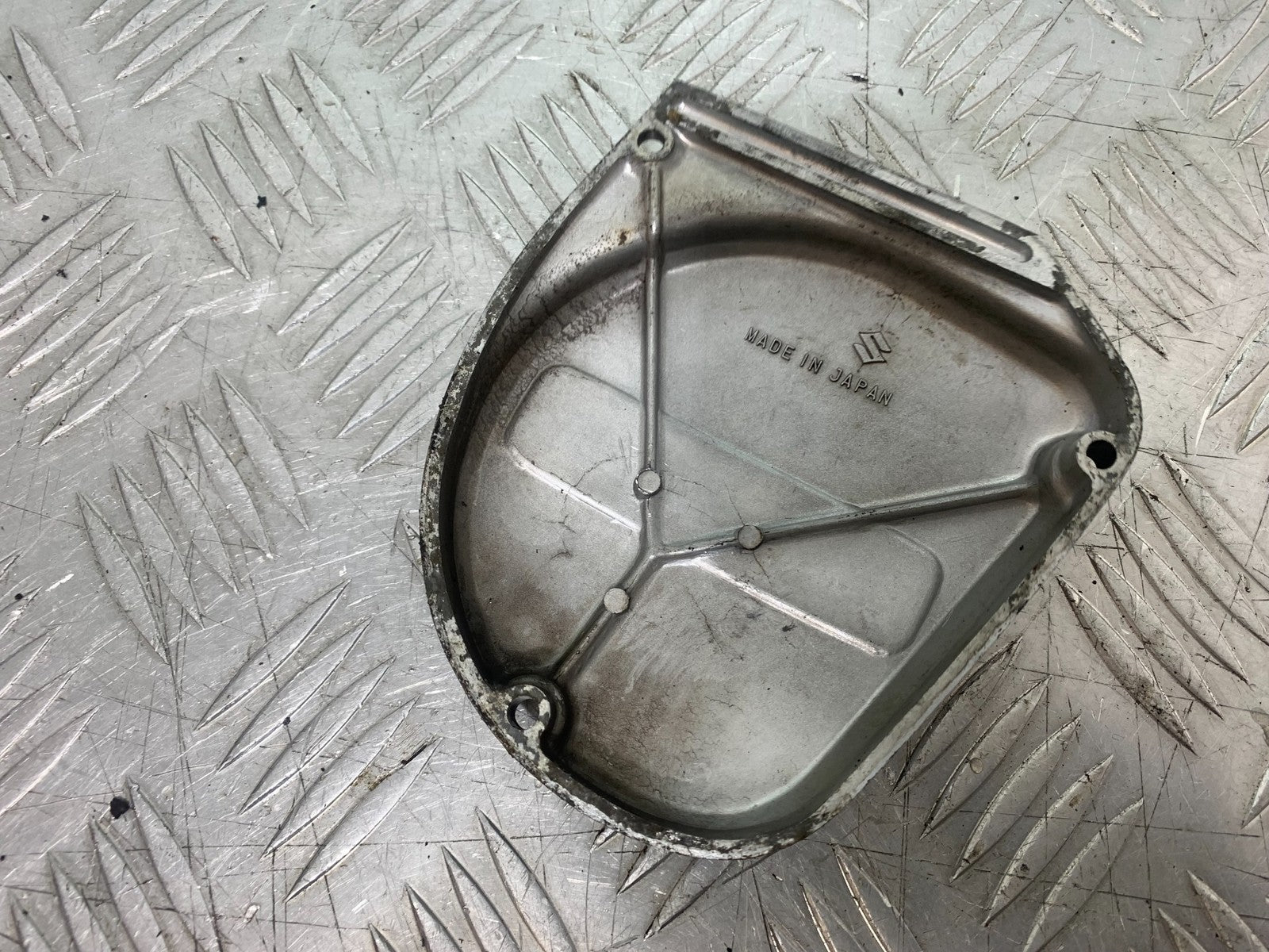 SUZUKI GP100 GP 100 CARB COVER  YEAR 1978-1988 (CMB1259)