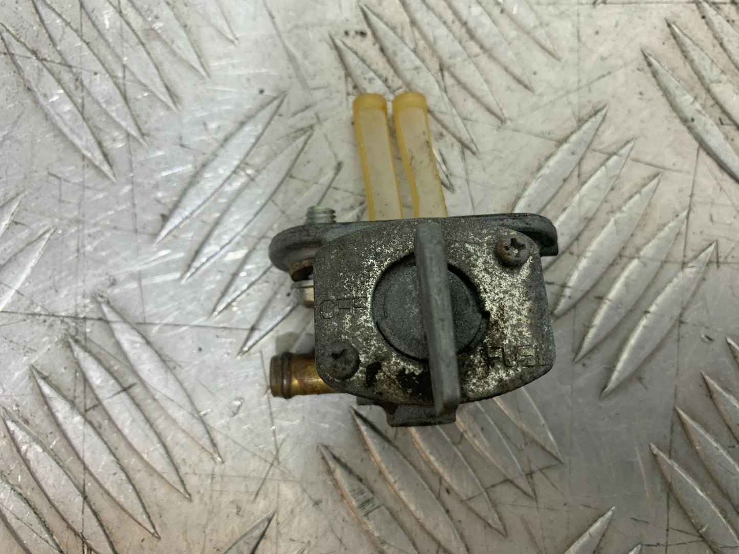 YAMAHA XVS 1300 MIDNIGHT STAR PETROL TAP   YEAR 2007-16 (CMB1200)