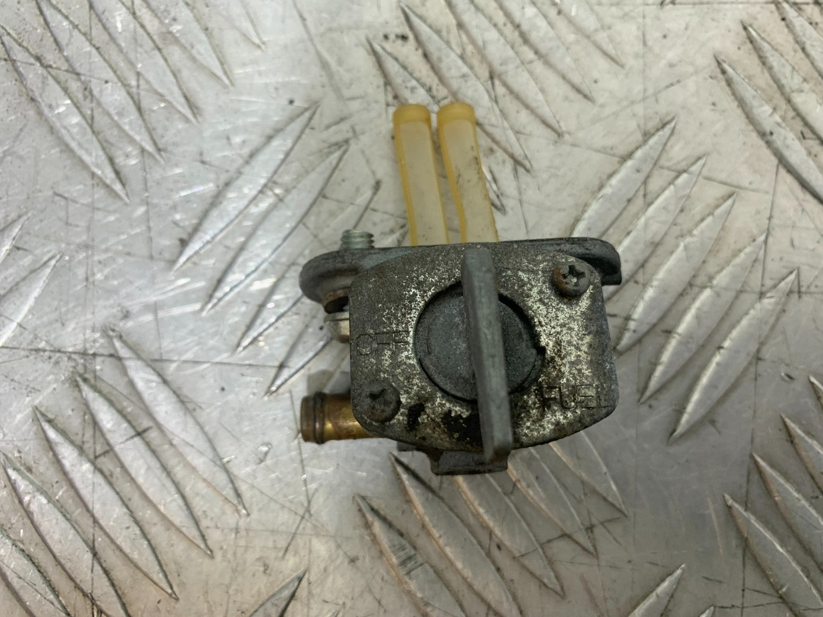YAMAHA XVS 1300 MIDNIGHT STAR PETROL TAP   YEAR 2007-16 (CMB1200)