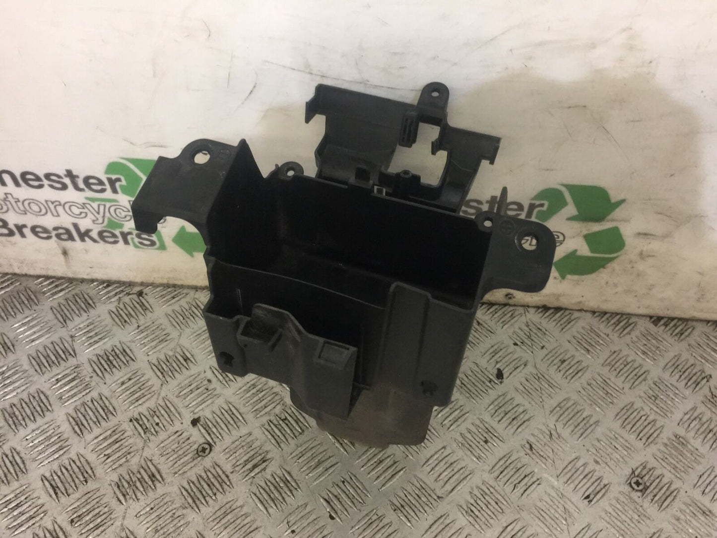 SUZUKI SFV650 SFV 650 GLADIUS BATTERY BOX  2009-15 (STOCK 709)