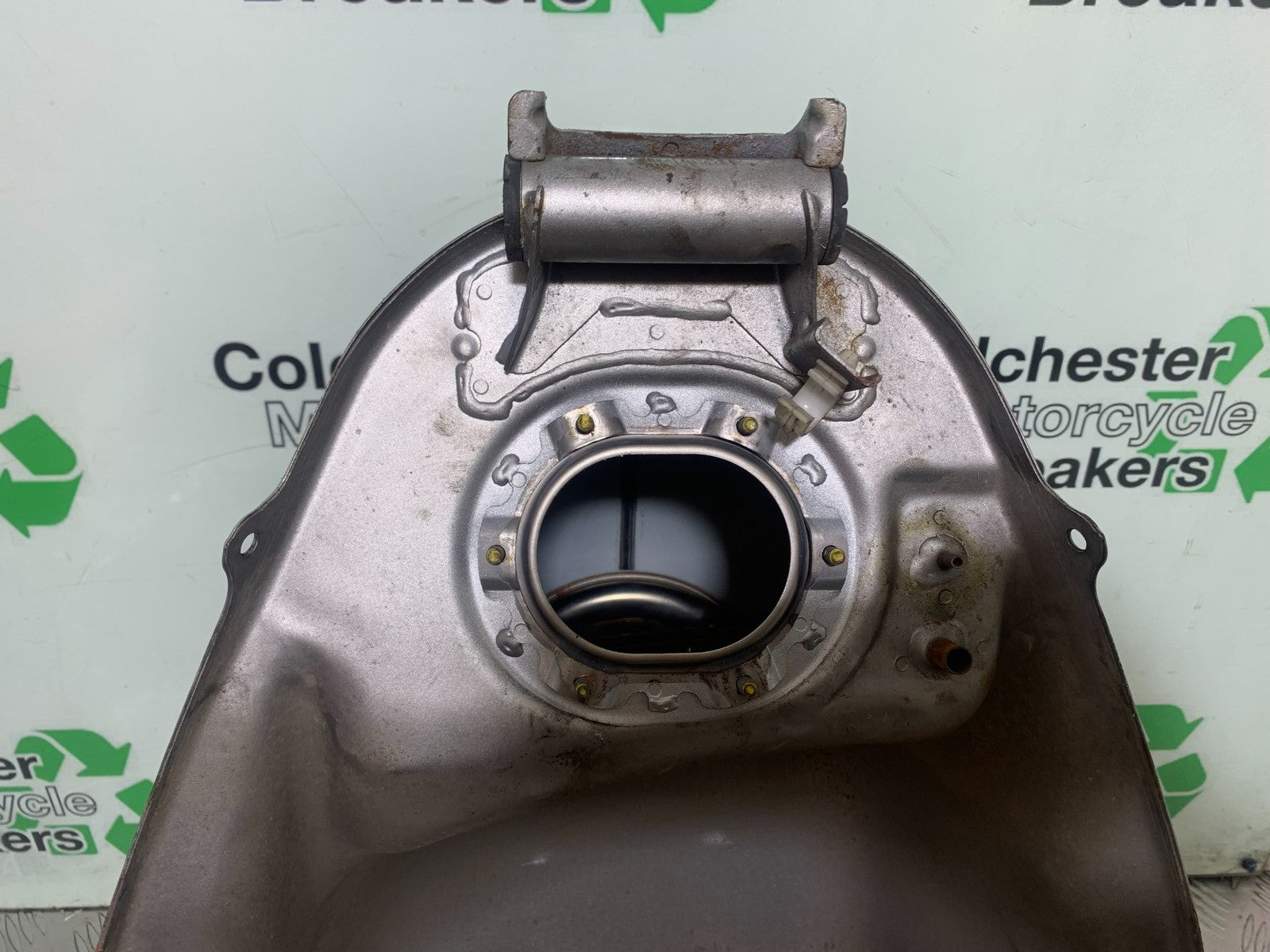 HONDA NT 700 V DEAUVILLE PETROL TANK YEAR 2006-2011 (CMB1211)