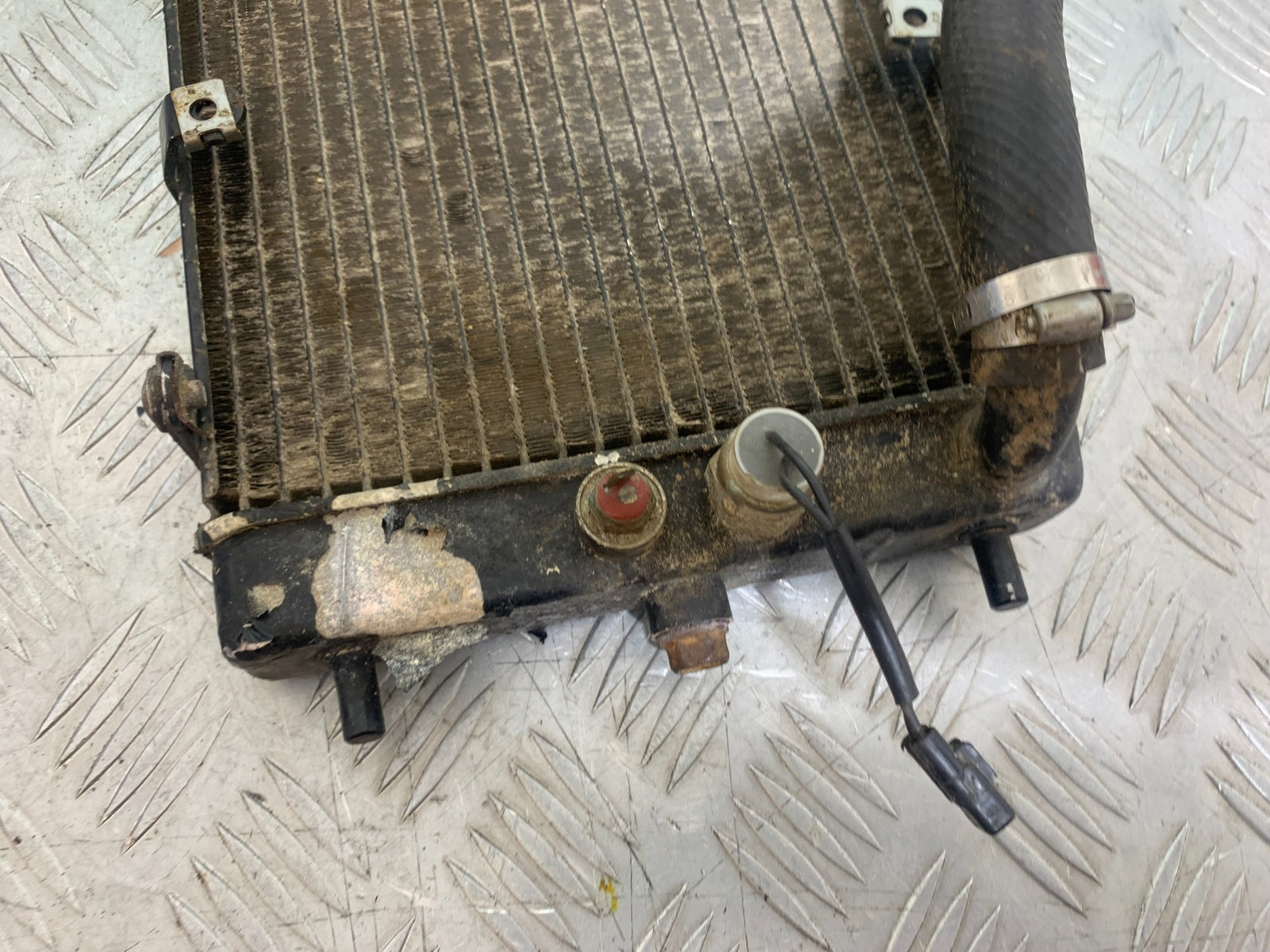KAWASAKI VN1500 CLASSIC RADIATOR   YEAR 1999 -2006 (CMB1166)