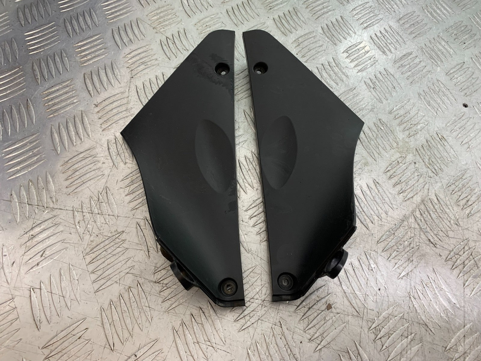 KAWASAKI GTR1400 GTR 1400 INNER INFILLS   YEAR 2007-2009 (CMB1306)