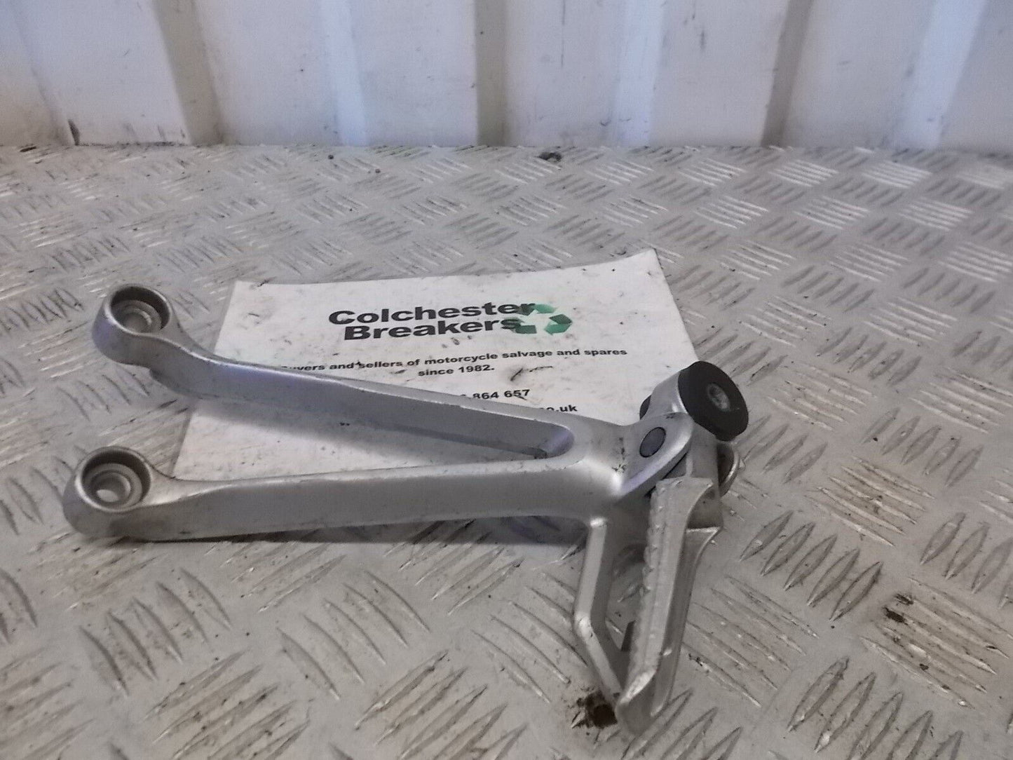 KAWASAKI Z1000 SX Z 1000 SX RIGHT REAR HANGER AND PEG YEAR 2013