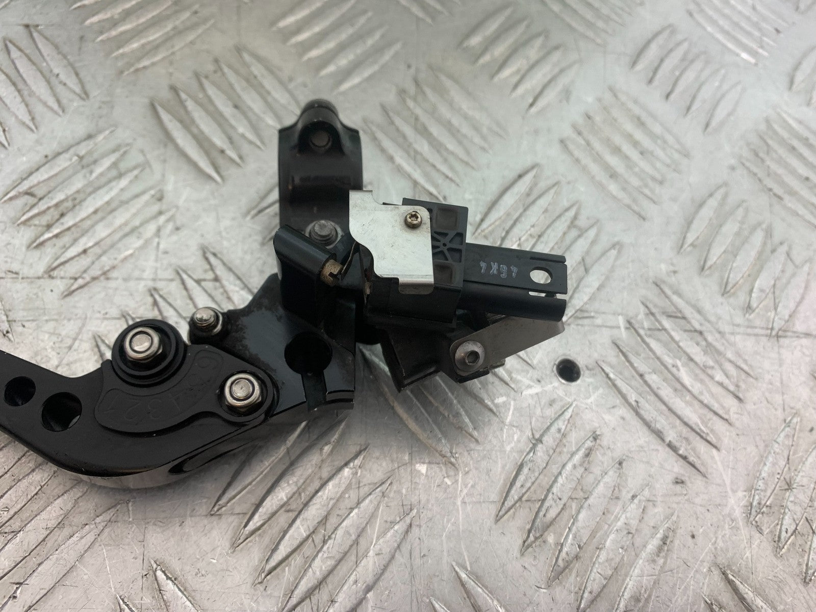 BMW S1000 RR CLUTCH LEVER AND BRACKET  YEAR 2015-2018 (CMB1246)