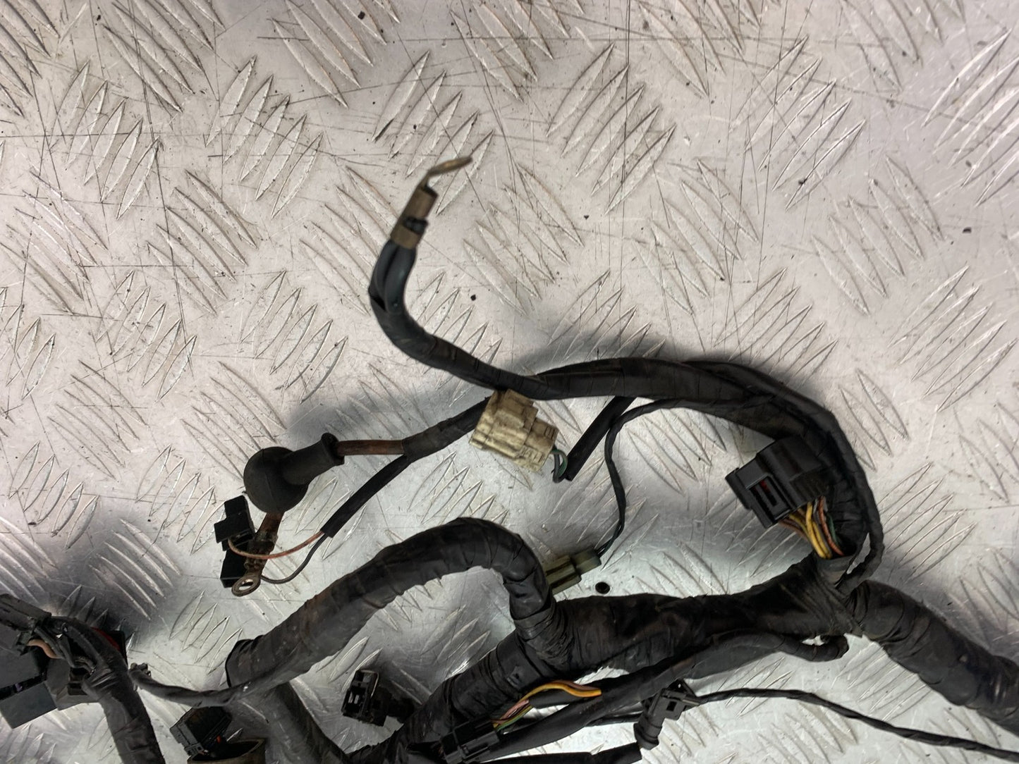 TRIUMPH 955i DAYTONA WIRING LOOM  YEAR 2002-2006 (CMB1229)