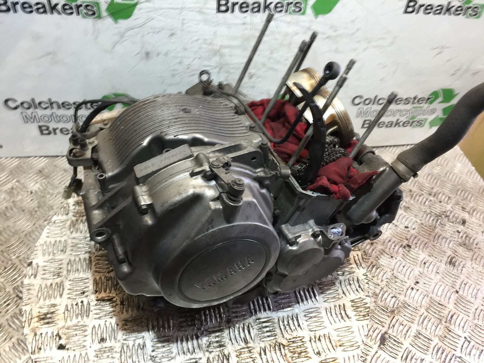 YAMAHA XTZ 750 SUPER TENERE ENGINE BOTTOM END   (STOCK 889)