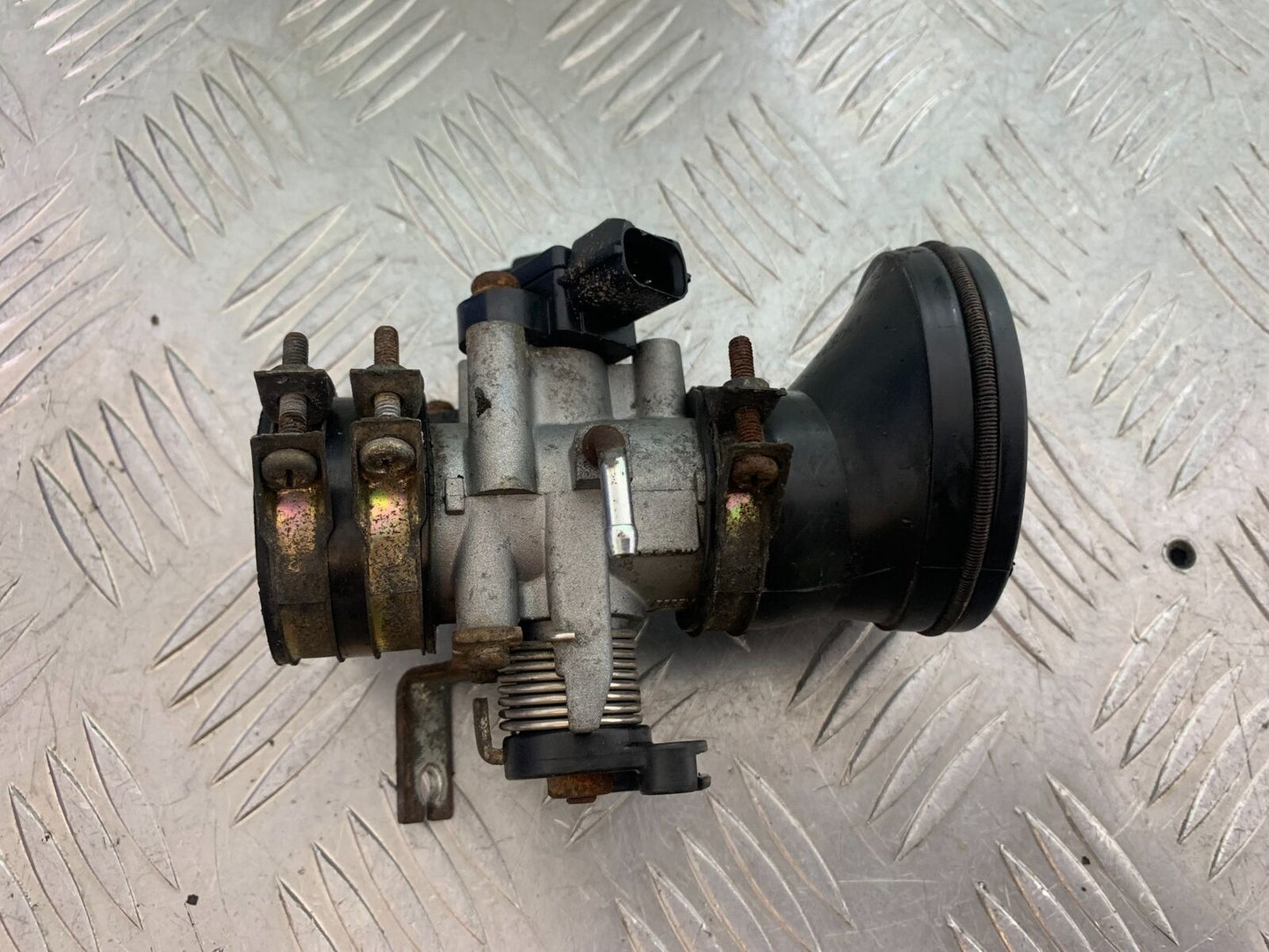 MUTT GT-SS 125 THROTTLE BODY    YEAR 2020- 2024  (CMB1085)