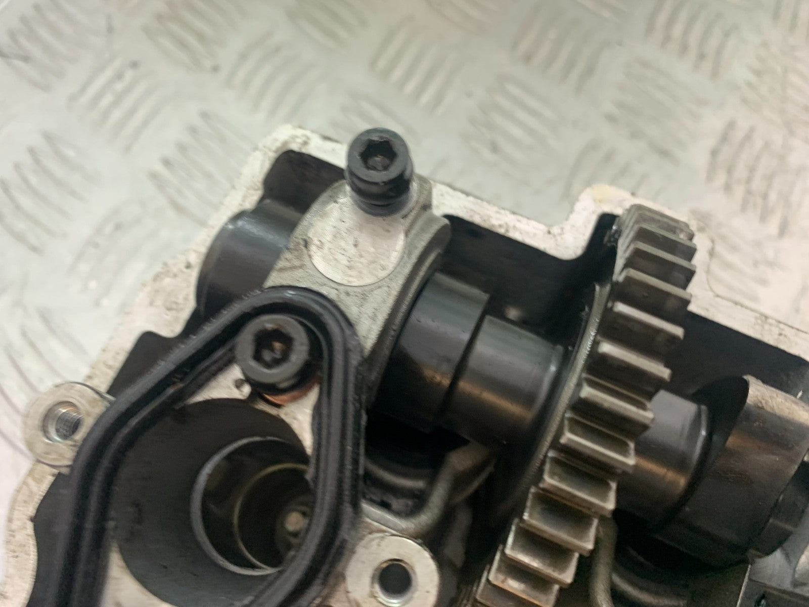 APRILIA TUONO 1000 V4R REAR CYLINDER HEAD  YEAR 2011-13  (CMB1316)
