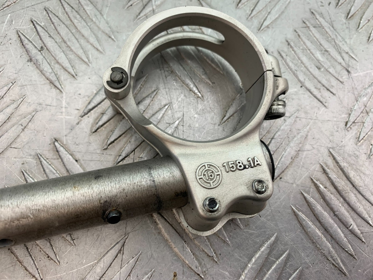 DUCATI 1299 PANIGALE LEFT HANDLEBAR YEAR 2016 (CMB 1187)