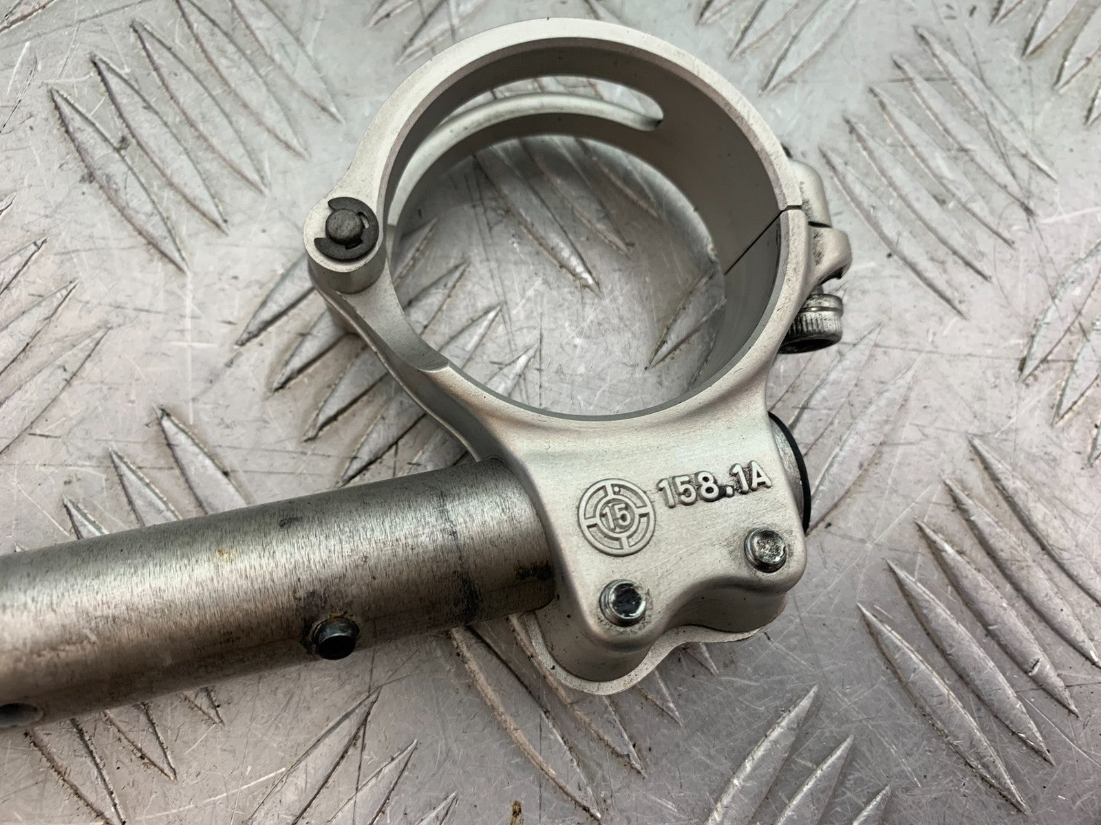 DUCATI 1299 PANIGALE LEFT HANDLEBAR YEAR 2016 (CMB 1187)