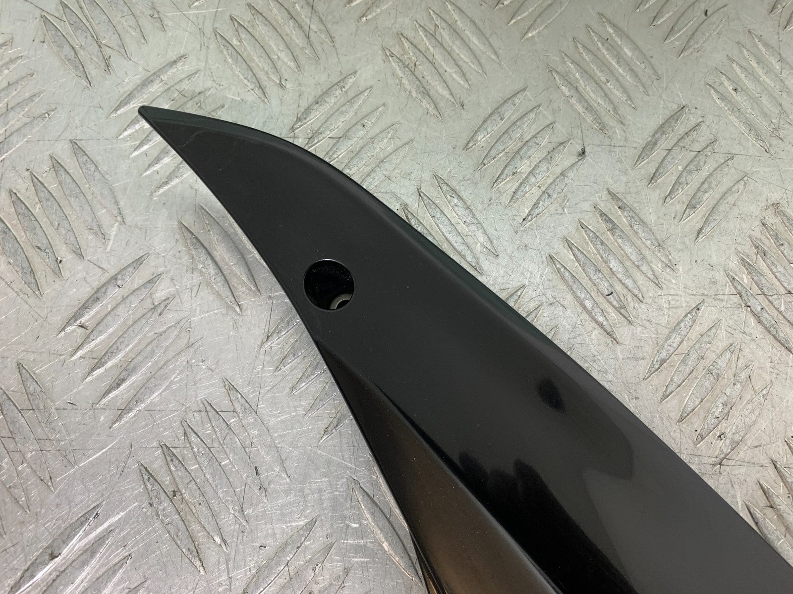 KAWASAKI ZX10R ZX10 R LEFT SEAT PANEL    2008-2010 (CMB1301)