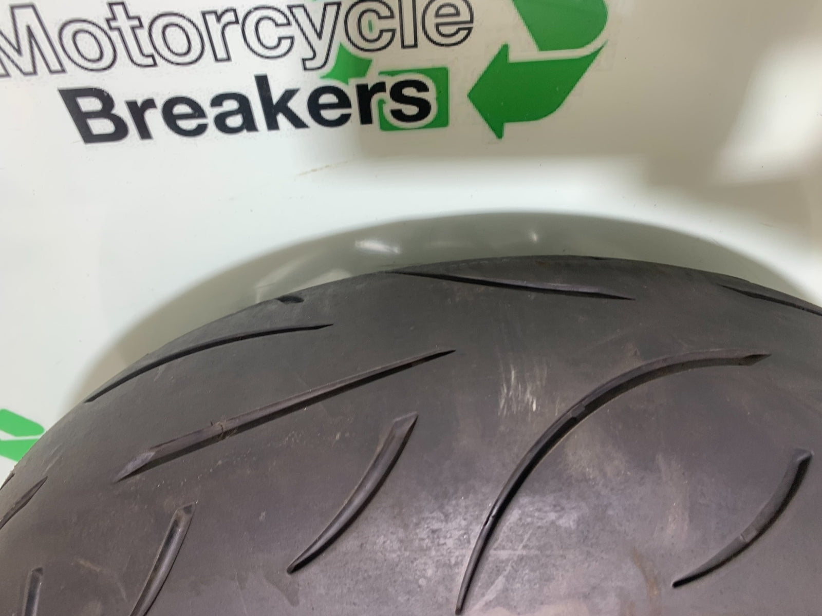 MV AGUSTA 800 F3 REAR WHEEL  YEAR 2013-2016 (CMB1152)