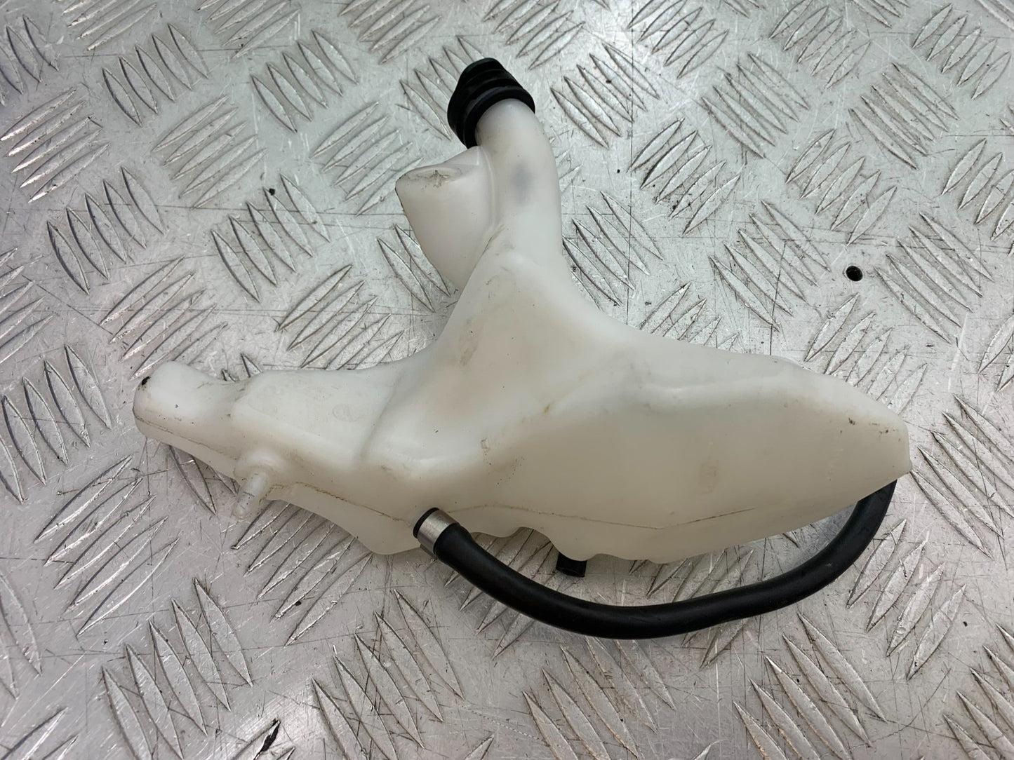 KTM 1290 SUPER DUKE R COOLANT BOTTLE   YEAR 2020-2024 (CMB1272)