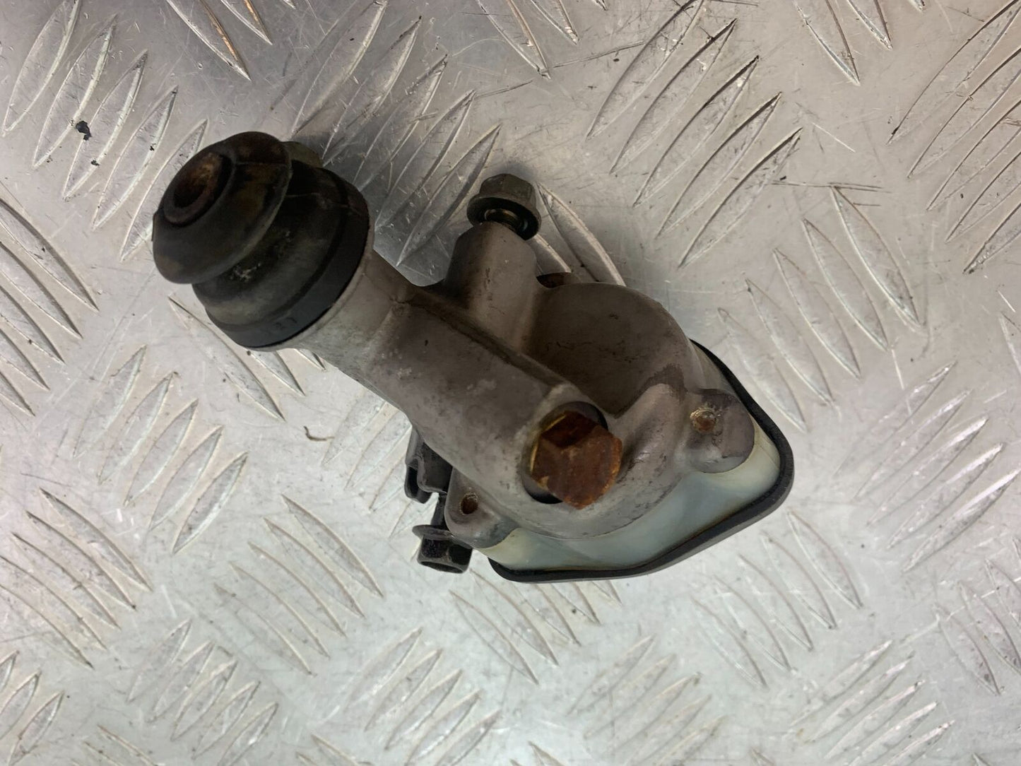 YAMAHA XS1100 MIDNIGHT SPECIAL REAR MASTER CYLINDER  YEAR 1980-1982 (CMB1122)
