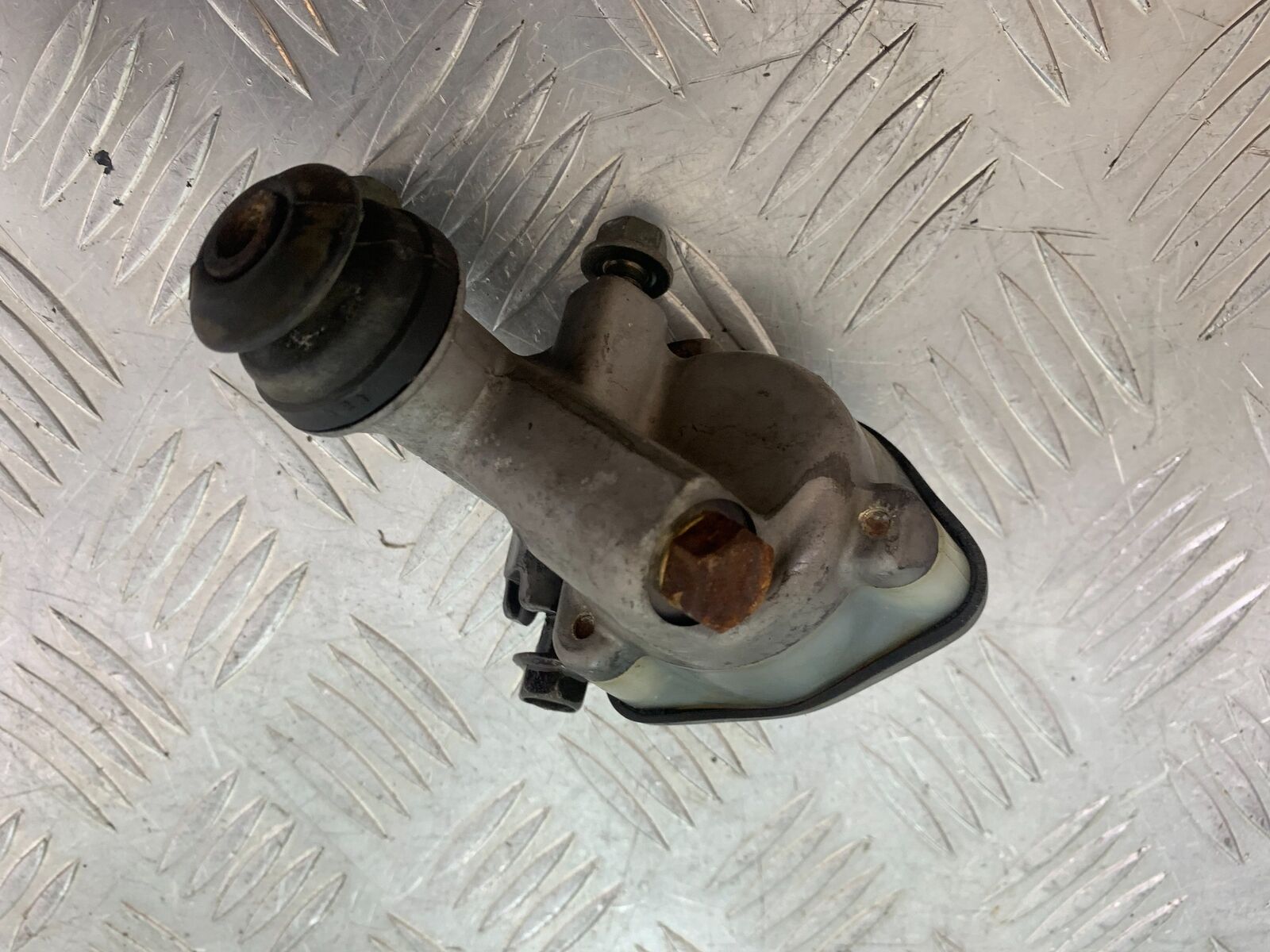 YAMAHA XS1100 MIDNIGHT SPECIAL REAR MASTER CYLINDER  YEAR 1980-1982 (CMB1122)