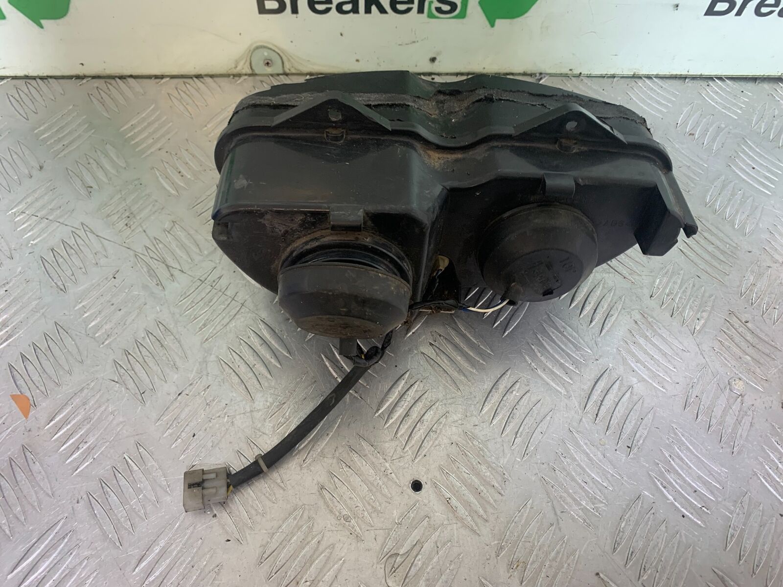 APRILIA RS50 RS 50 HEADLIGHT   YEAR 1996-1998 (CMB1132)