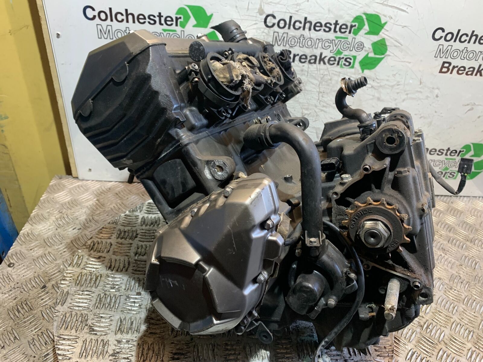 KAWASAKI Z800 Z 800 ENGINE YEAR 2013-2017 (STOCK 925)