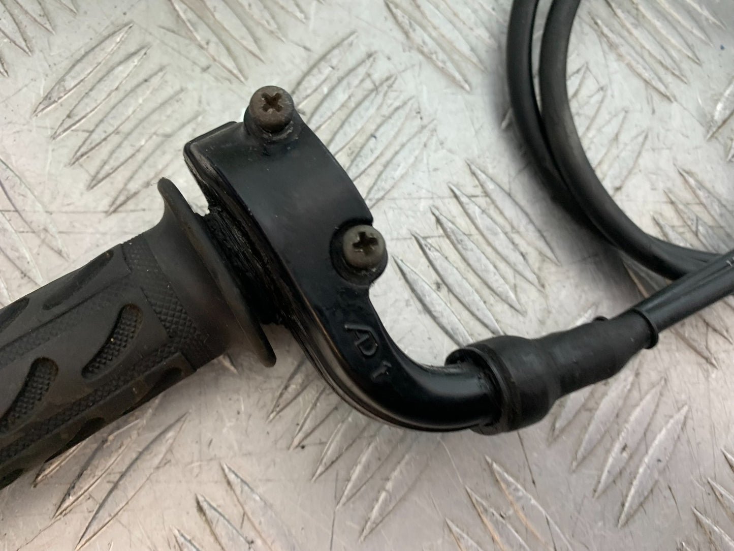 KAWASAKI ZX6R ZX6 J THROTTLE AND CABLES   YEAR 2000 (CMB1312)