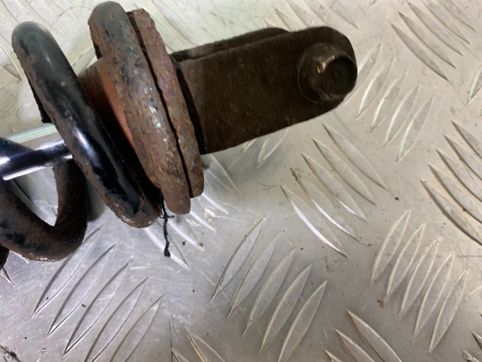 SUZUKI SV650 X SV 650 X REAR SHOCK   YEAR 2018-2022  (CMB1081)