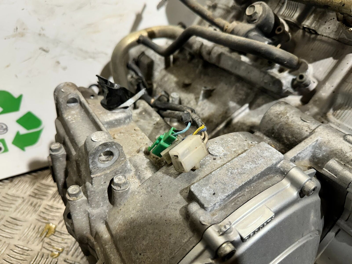 YAMAHA YZF600 YZF 600 THUNDERCAT 4TV ENGINE 1996-2003 (CMB1105)