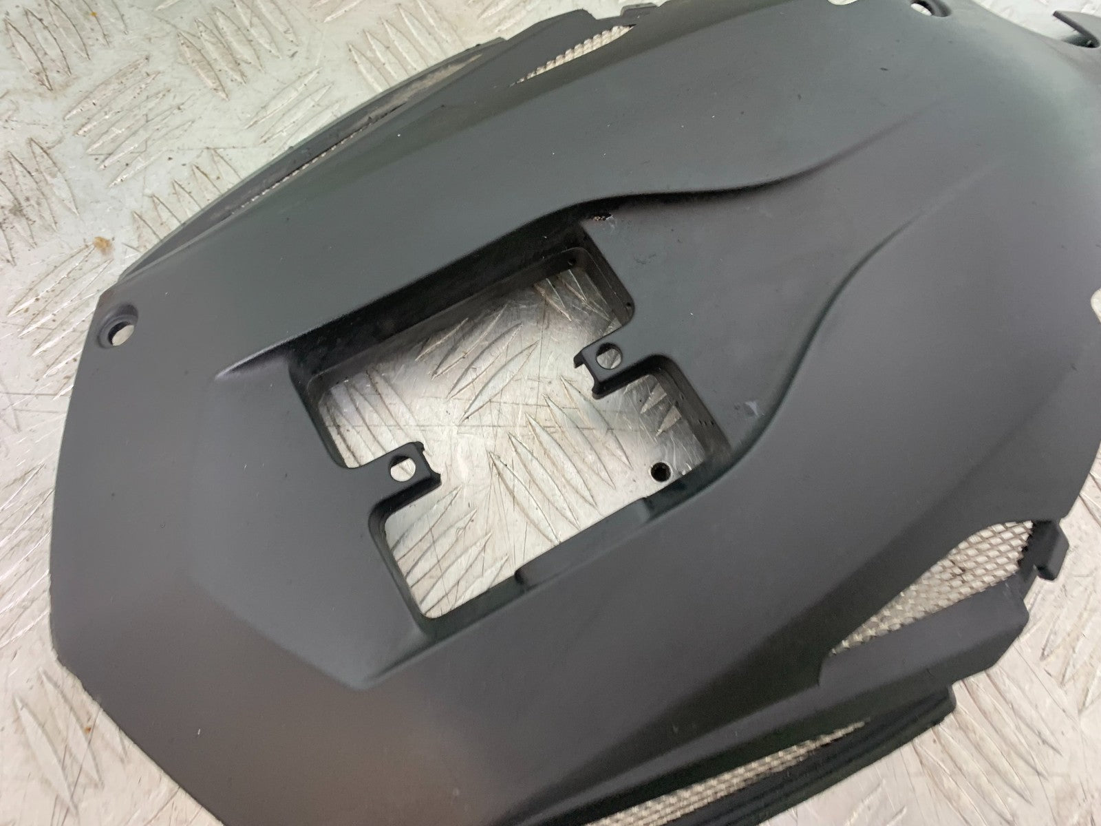 MV AGUSTA 800 F3 UNDERTRAY  YEAR 2017-2019 (CMB1227)
