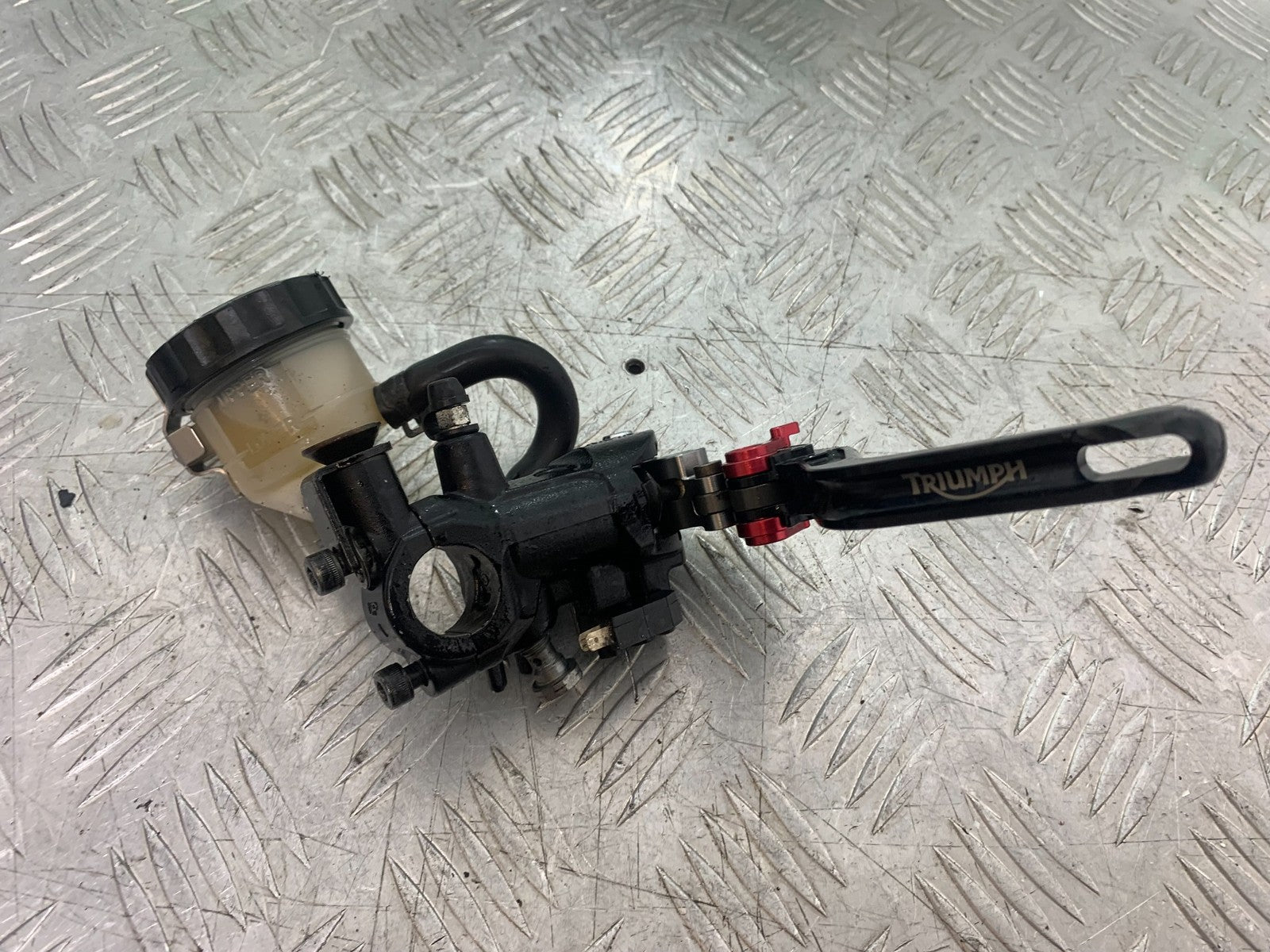 TRIUMPH 675 STREET TRIPLE R FRONT BRAKE MASTER CYLINDER   YEAR 2013 -  (CMB1221)