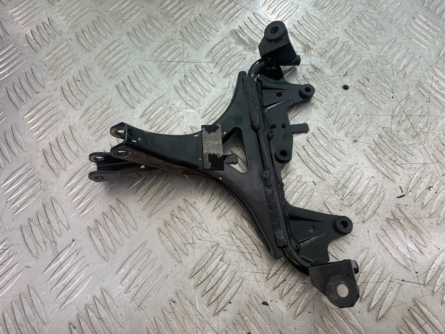 KAWASAKI ZX9R ZX9 E1 FAIRING BRACKET   YEAR 2000-01 (CMB1171)