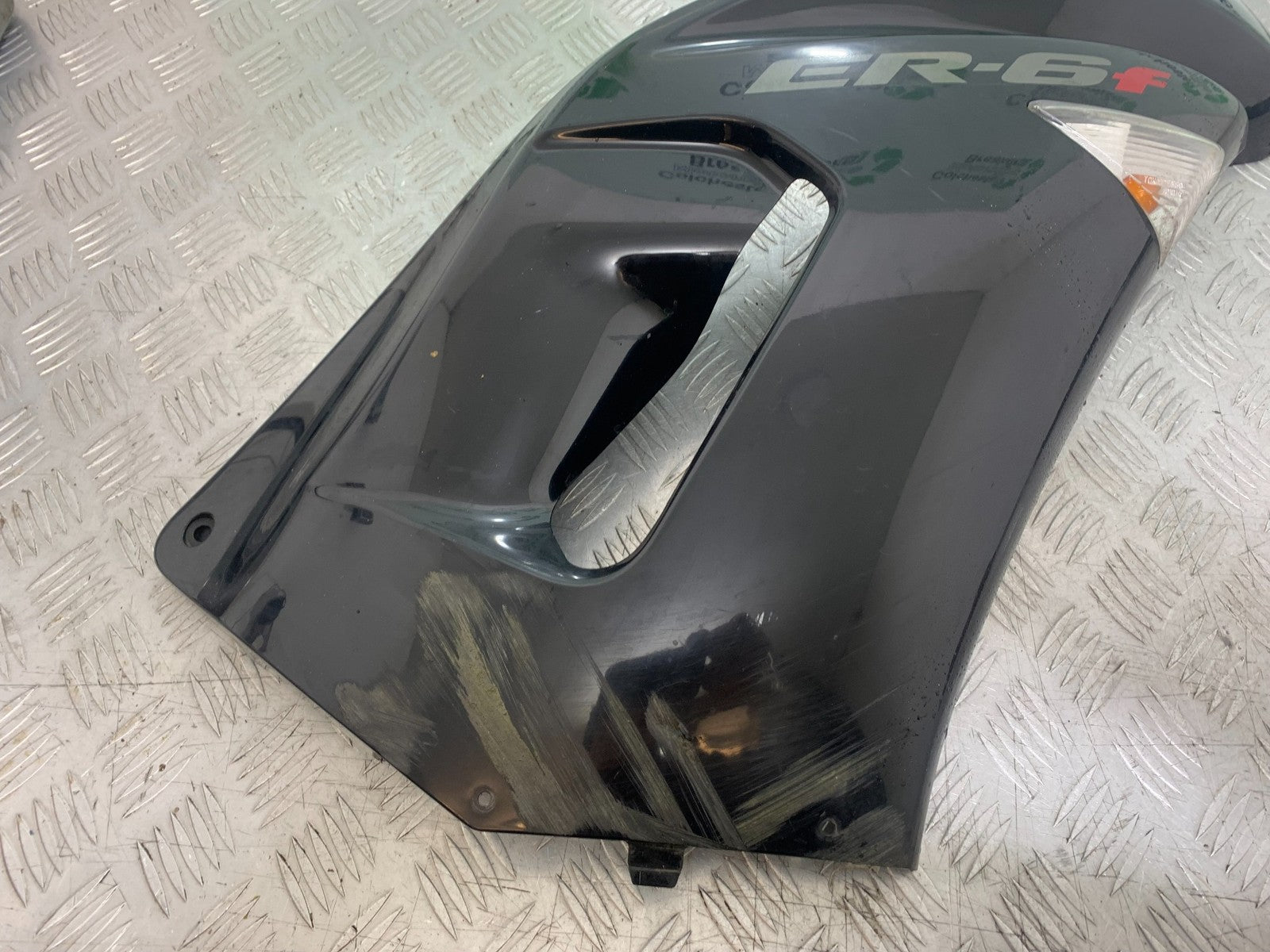 KAWASAKI ER6 F ER6F RIGHT FAIRING PANEL   YEAR 2005-2008 (CMB1277)