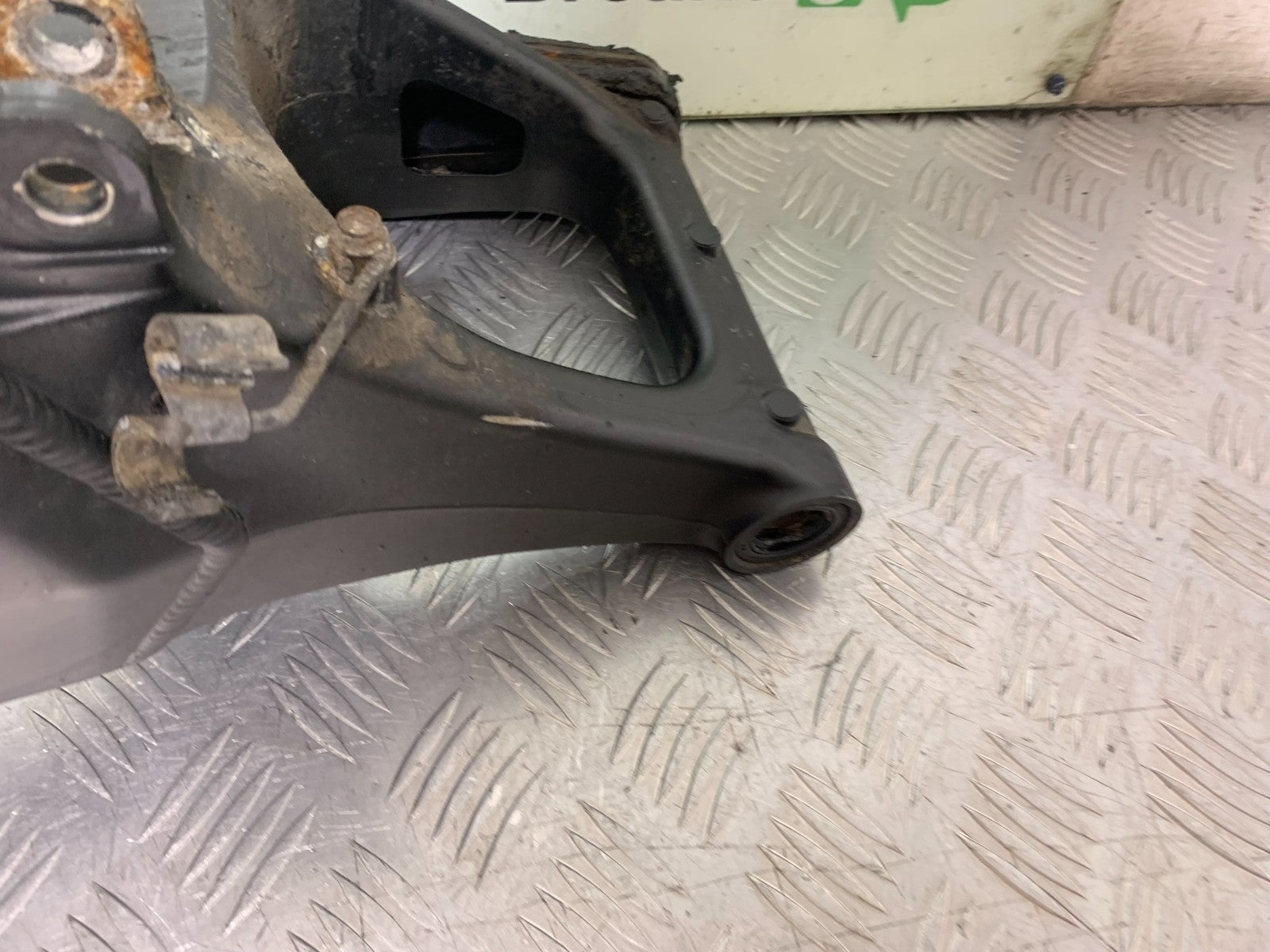 KAWASAKI 650 VERSYS SWINGARM YEAR 2015-2018 (CMB1288)