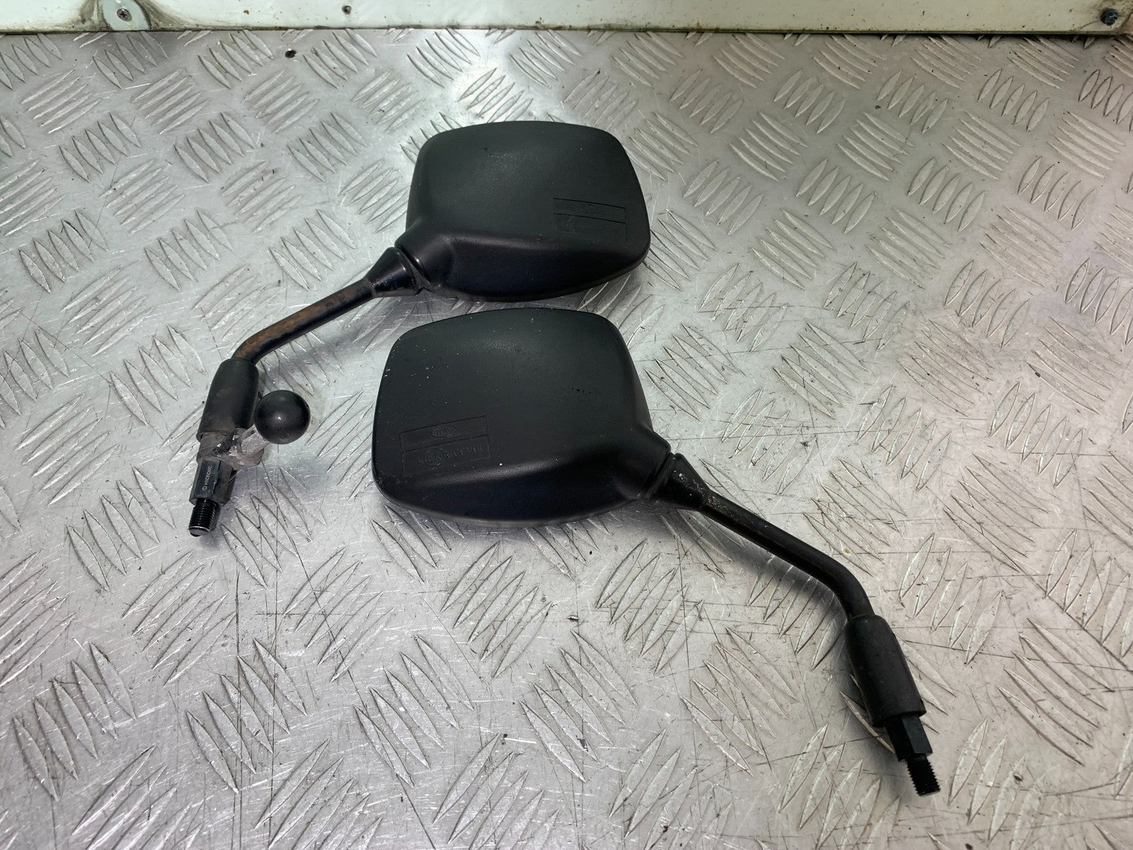 SUZUKI DL1000 V-STROM MIRRORS YEAR 2014-2019 (CMB1325)
