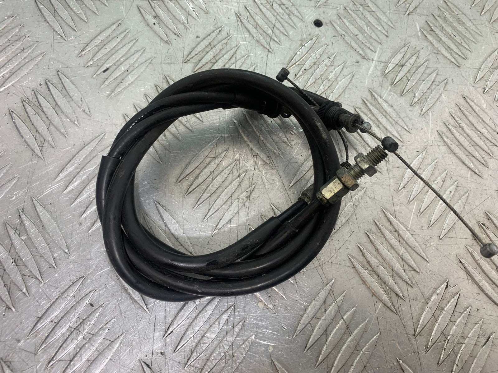 SUZUKI GSXR600 GSXR 600 K1 K2 K3 THROTTLE CABLES 1999-03 (CMB1284)