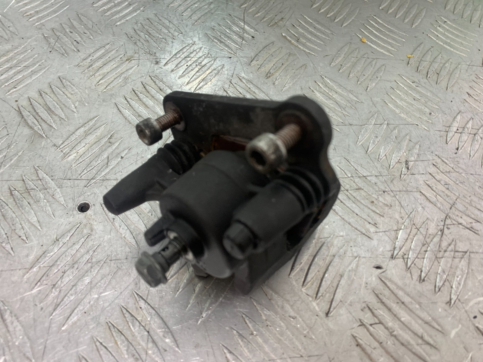 KAWASAKI ZX10R ZX10 R REAR BRAKE CALIPER  2008-2010 (CMB1206)