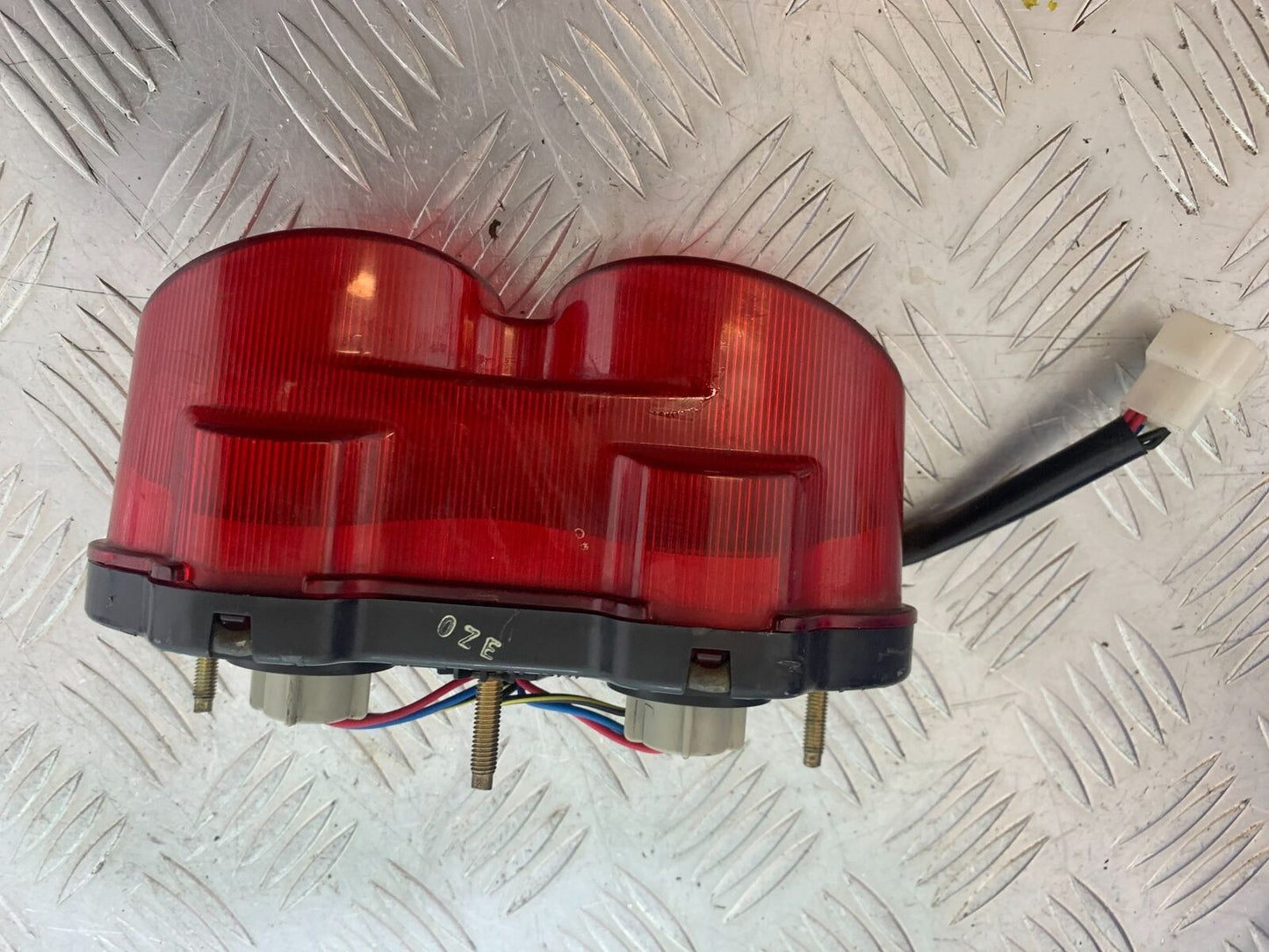 KAWASAKI ZX6R ZX6 J REAR LIGHT   YEAR 2000 (CMB1129)