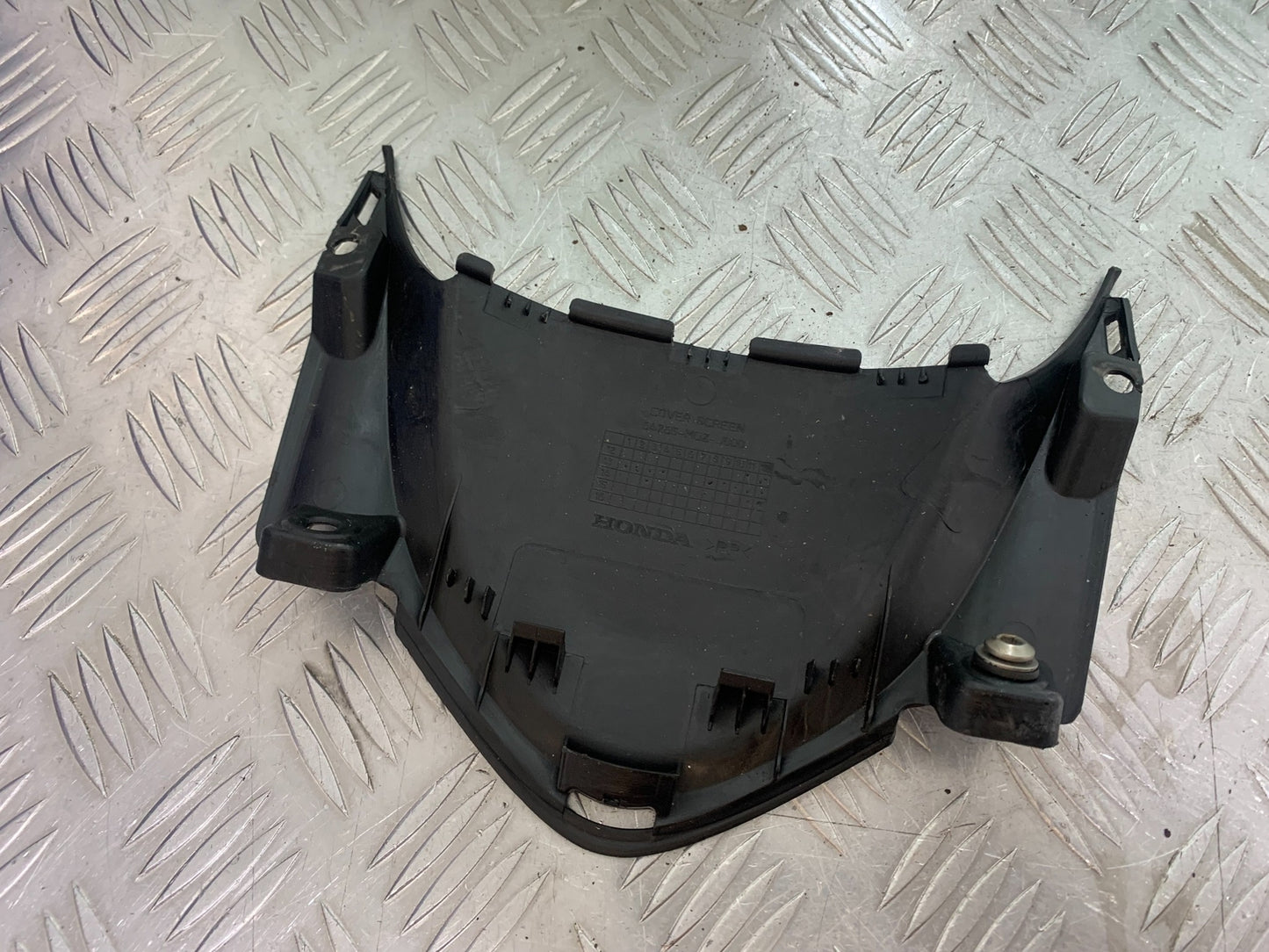 HONDA CBR500R CBR 500 R SCREEN INFILL COVER   YEAR 2012-16 (CMB1151)
