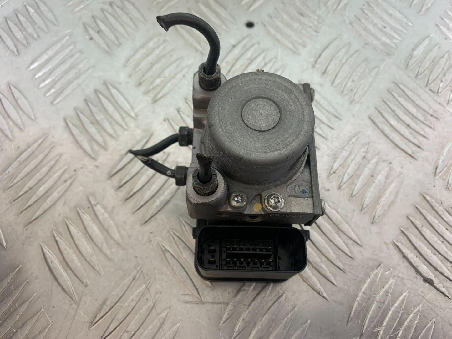 HONDA CBR650 F CBR 650F ABS PUMP  YEAR 2014-17  (CMB1130)