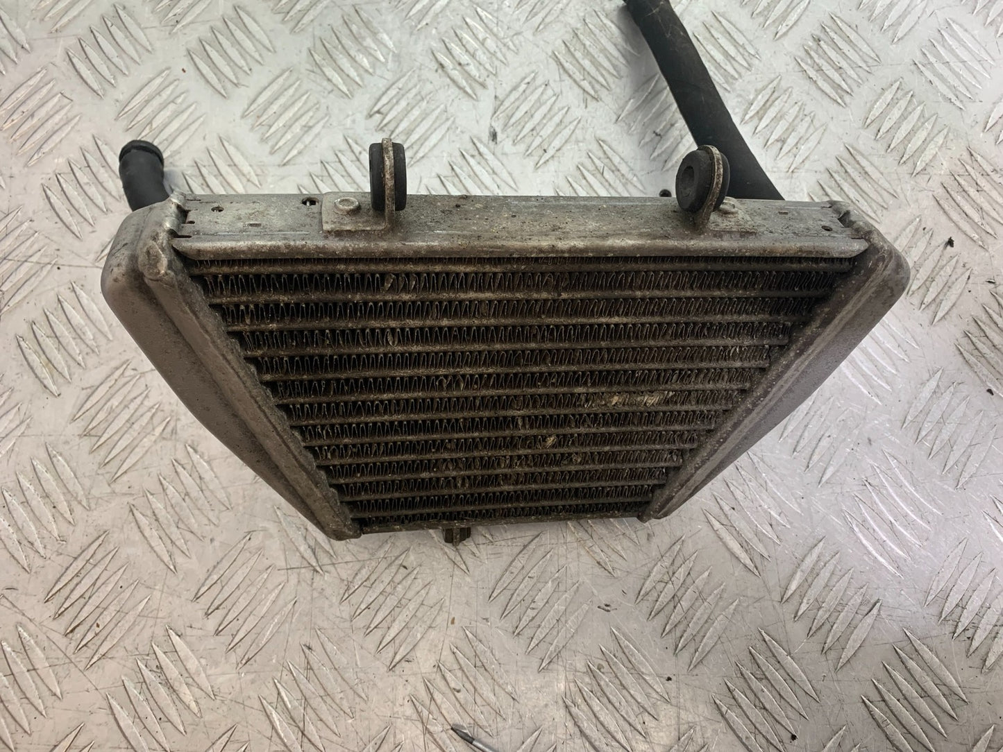 APRILIA TUONO 1000 V4R OIL COOLER  YEAR 2011-13  (CMB1316)