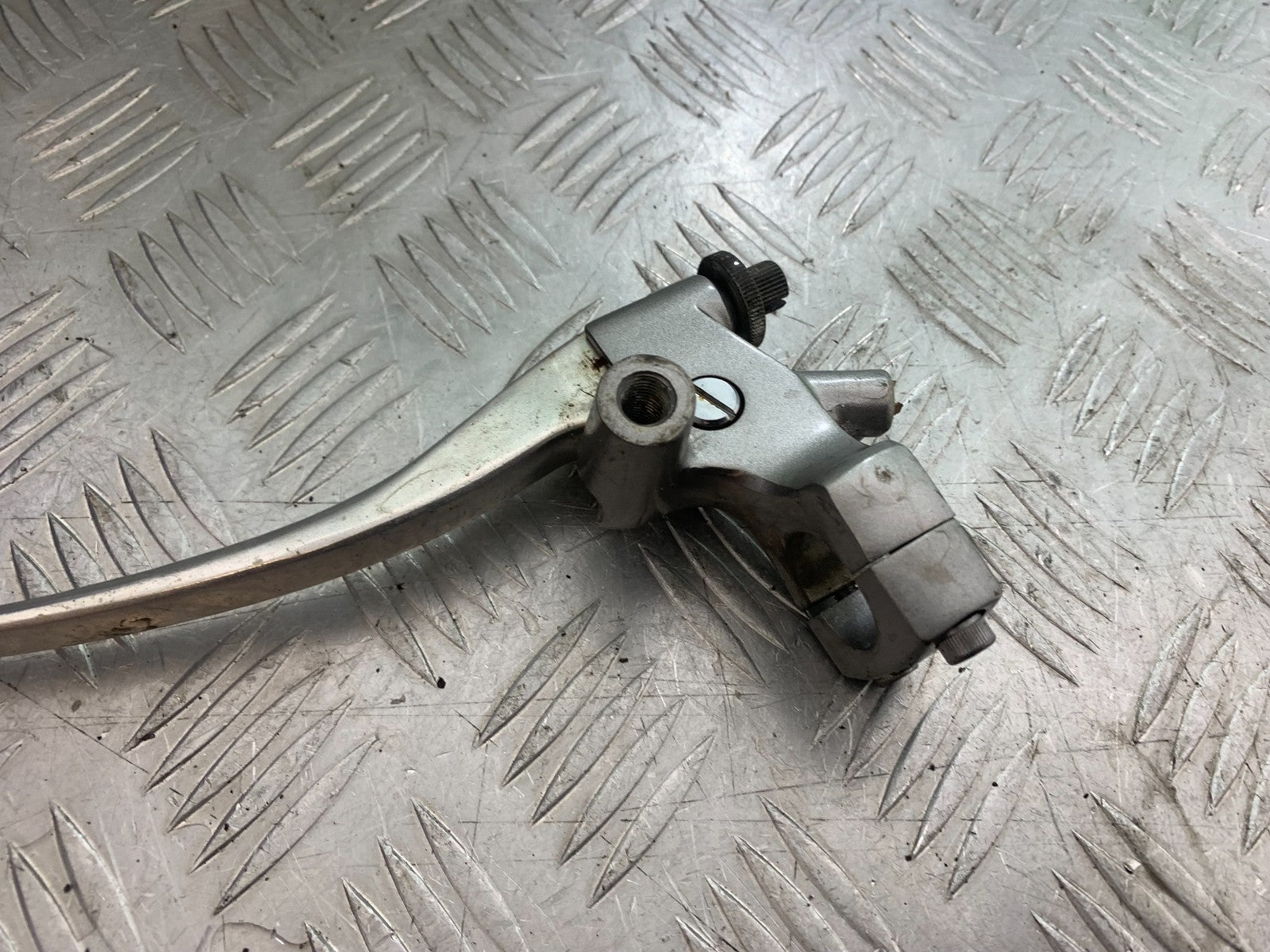 HONDA VT750 SHADOW CLUTCH LEVER AND BRACKET  YEAR 2003-2004 (CMB1265)